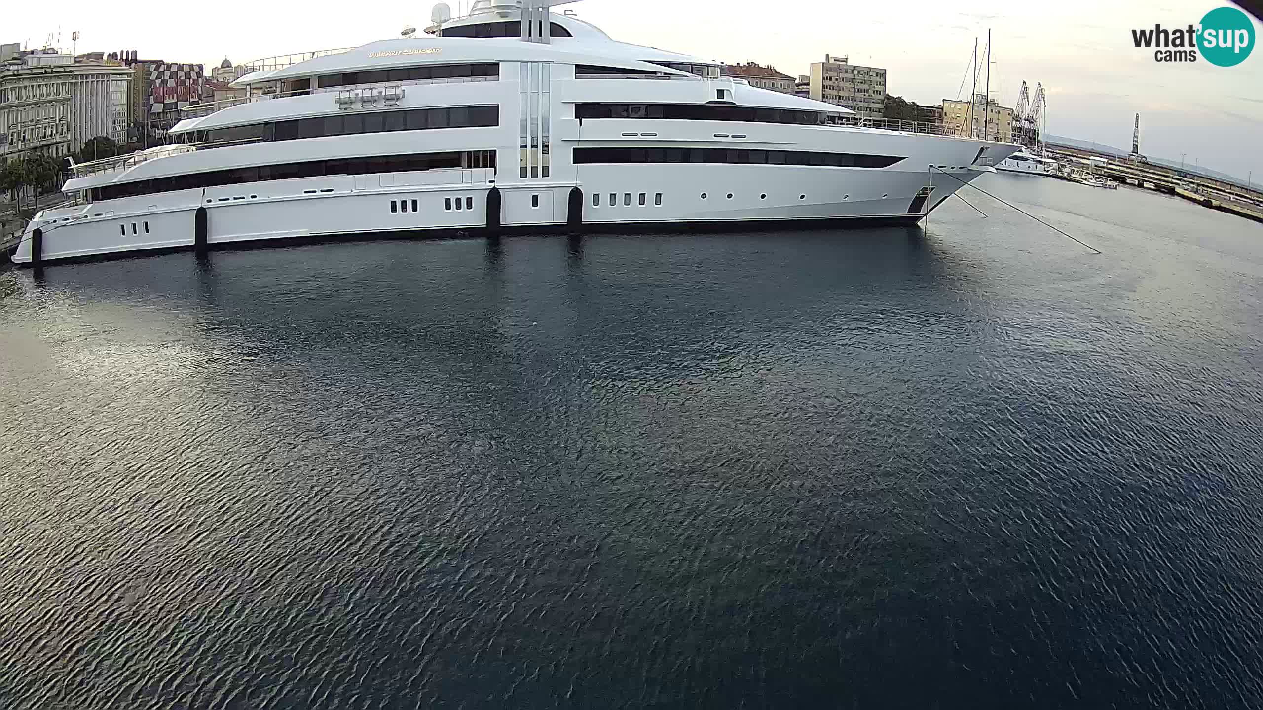Reka – Botel Marina spletna kamera