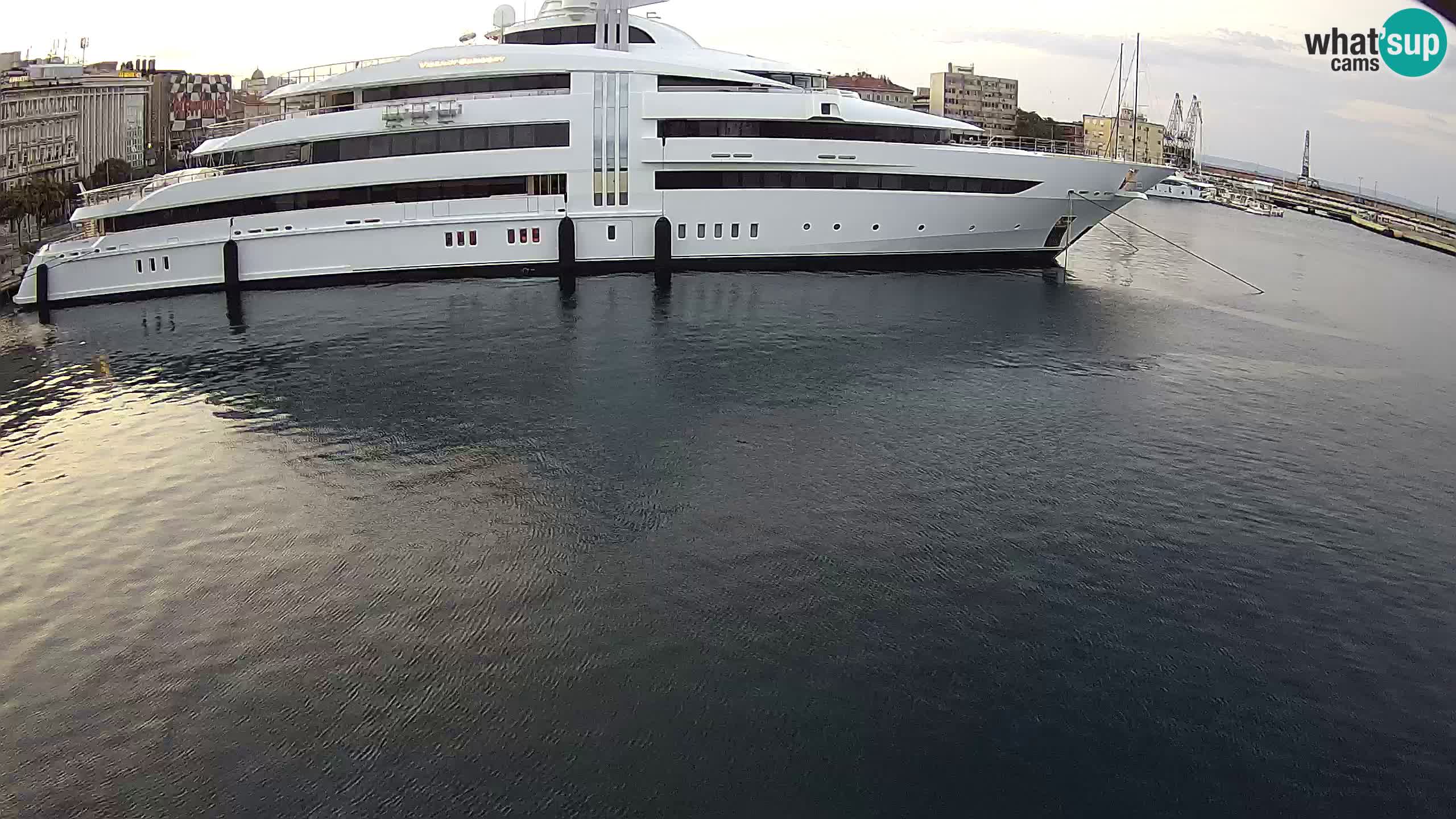 Botel Marina – Fiume live webcam