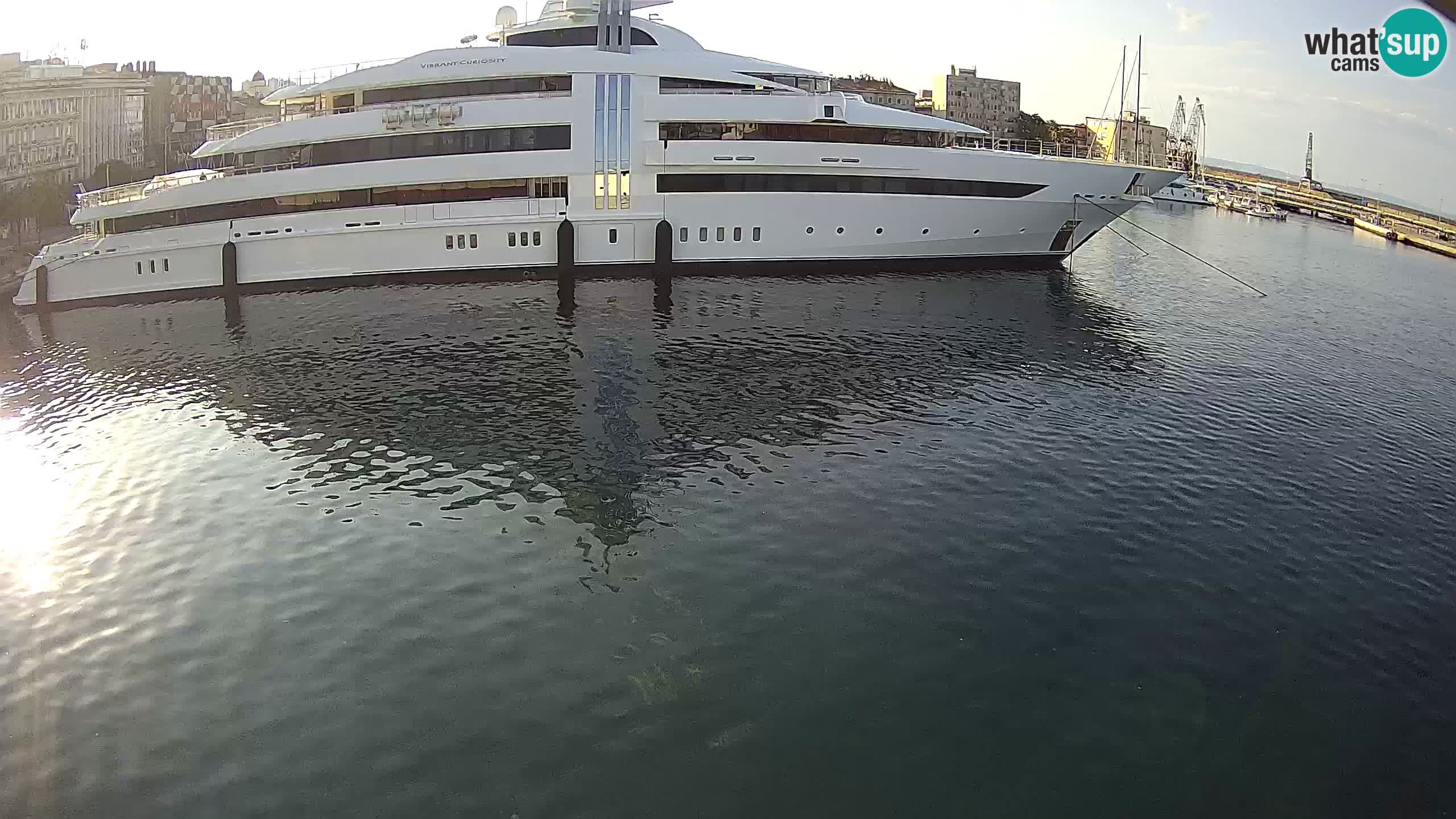 Botel Marina – Rijeka live cam
