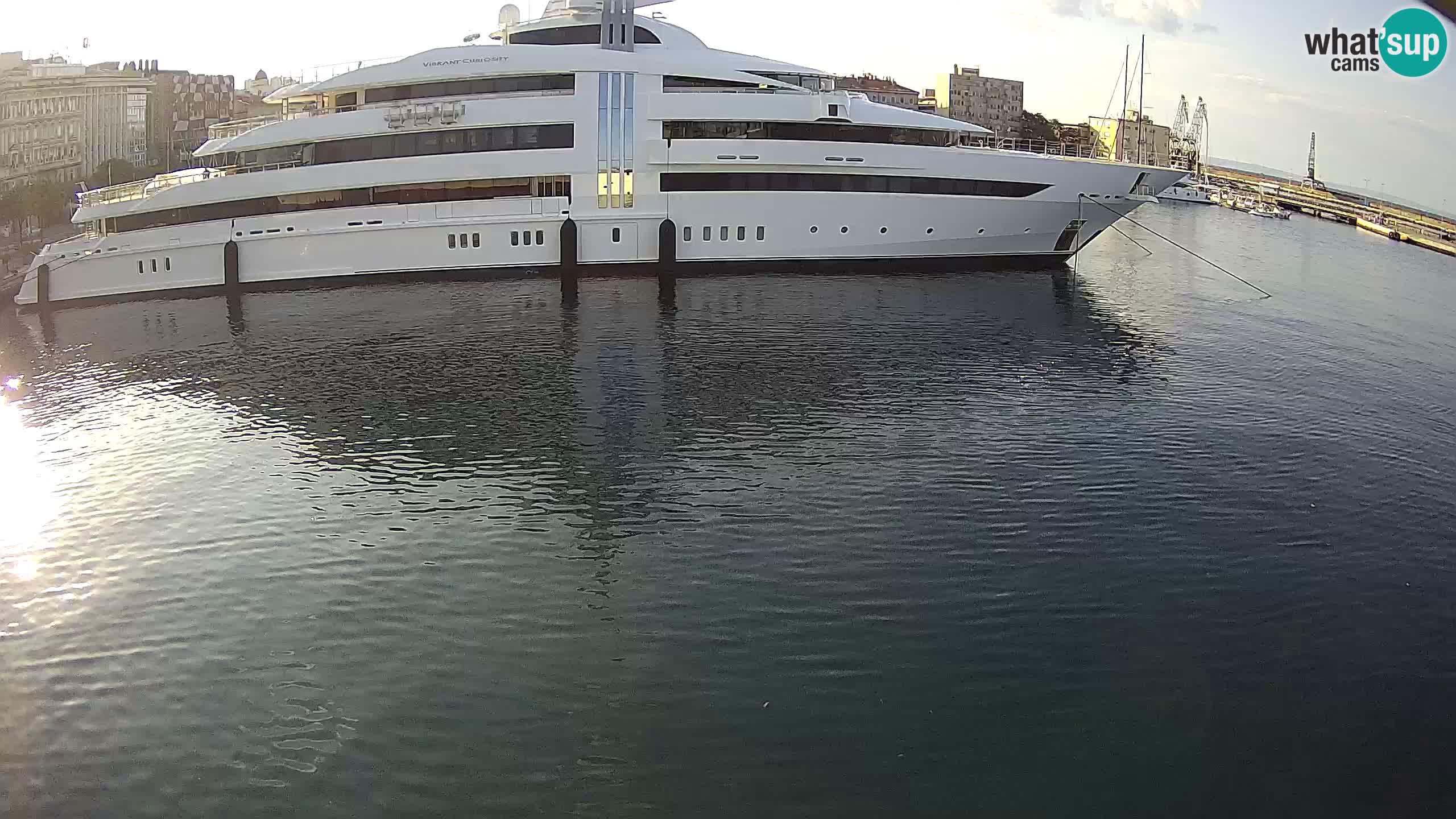 Botel Marina cámara web en vivo Rijeka