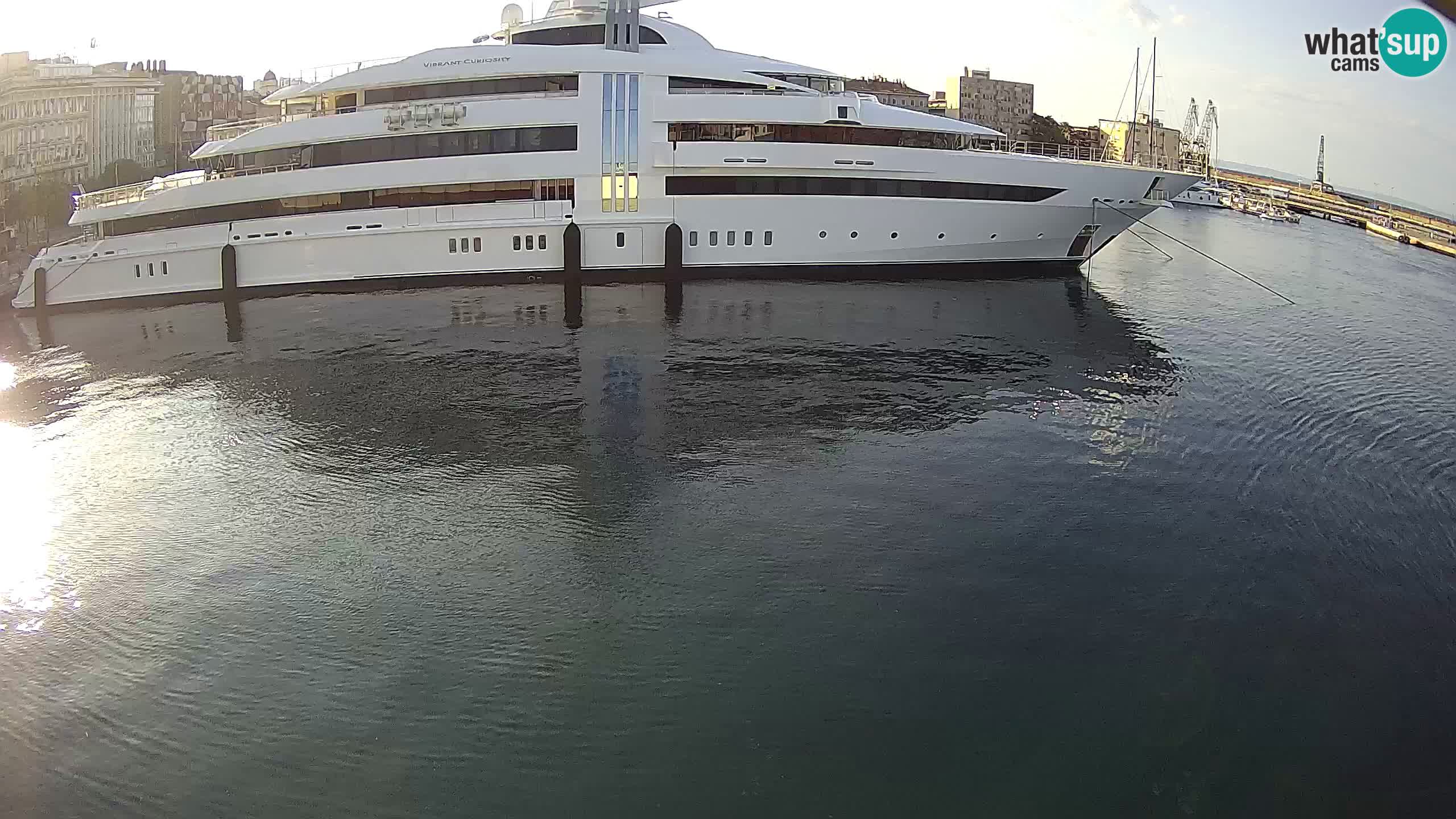 Botel Marina cámara web en vivo Rijeka
