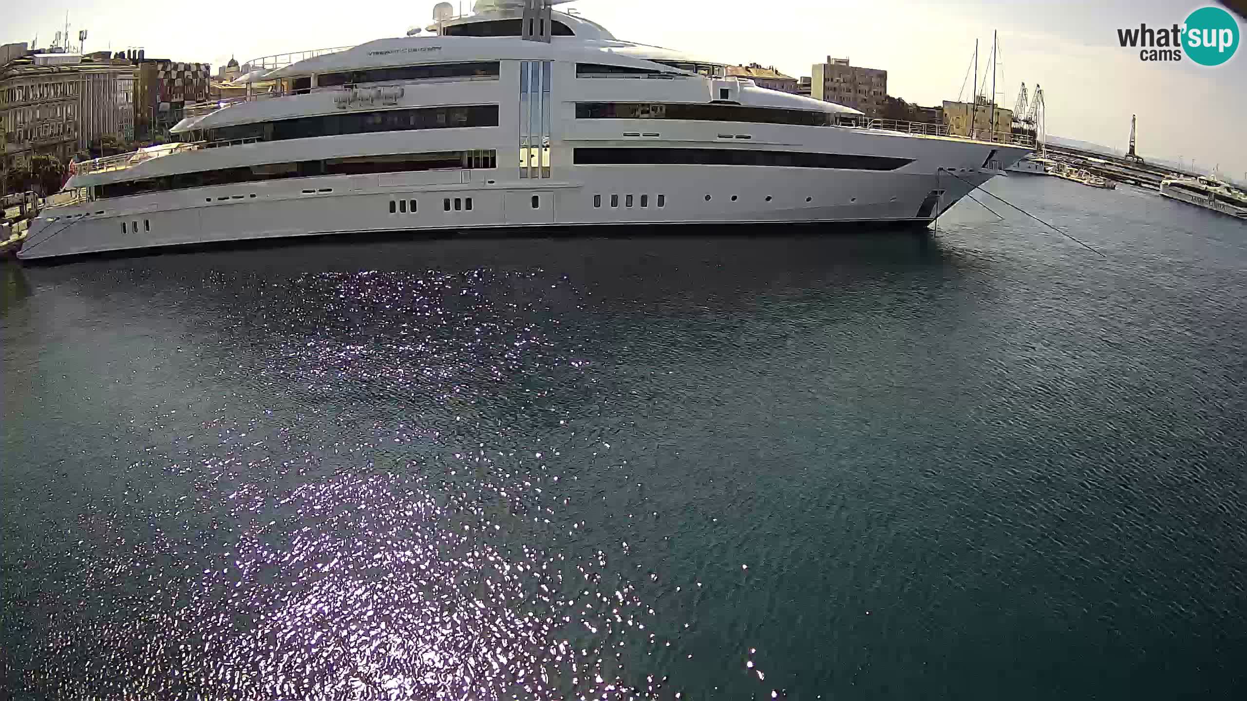 Botel Marina – Fiume live webcam