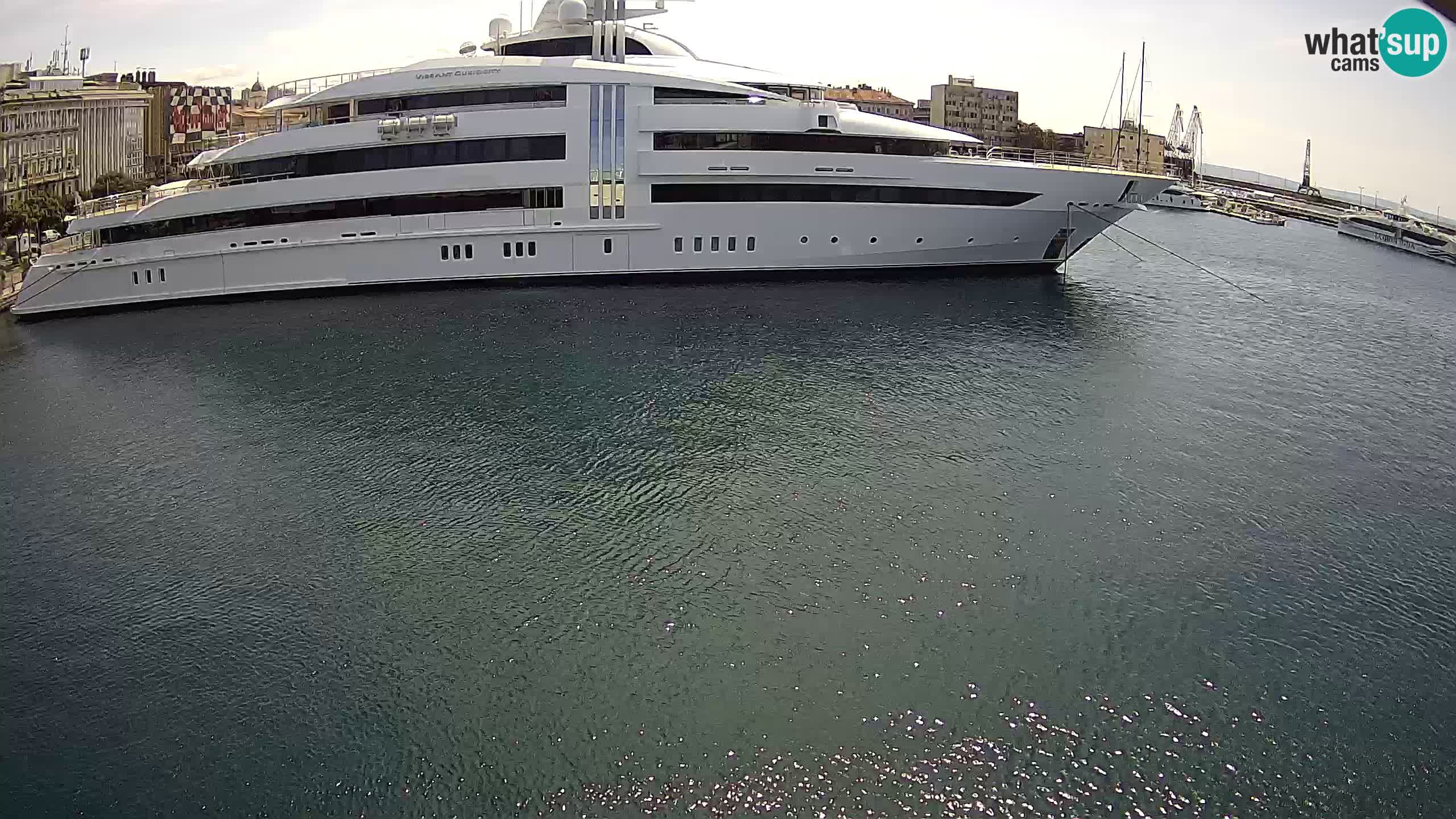 Botel Marina – Rijeka live cam