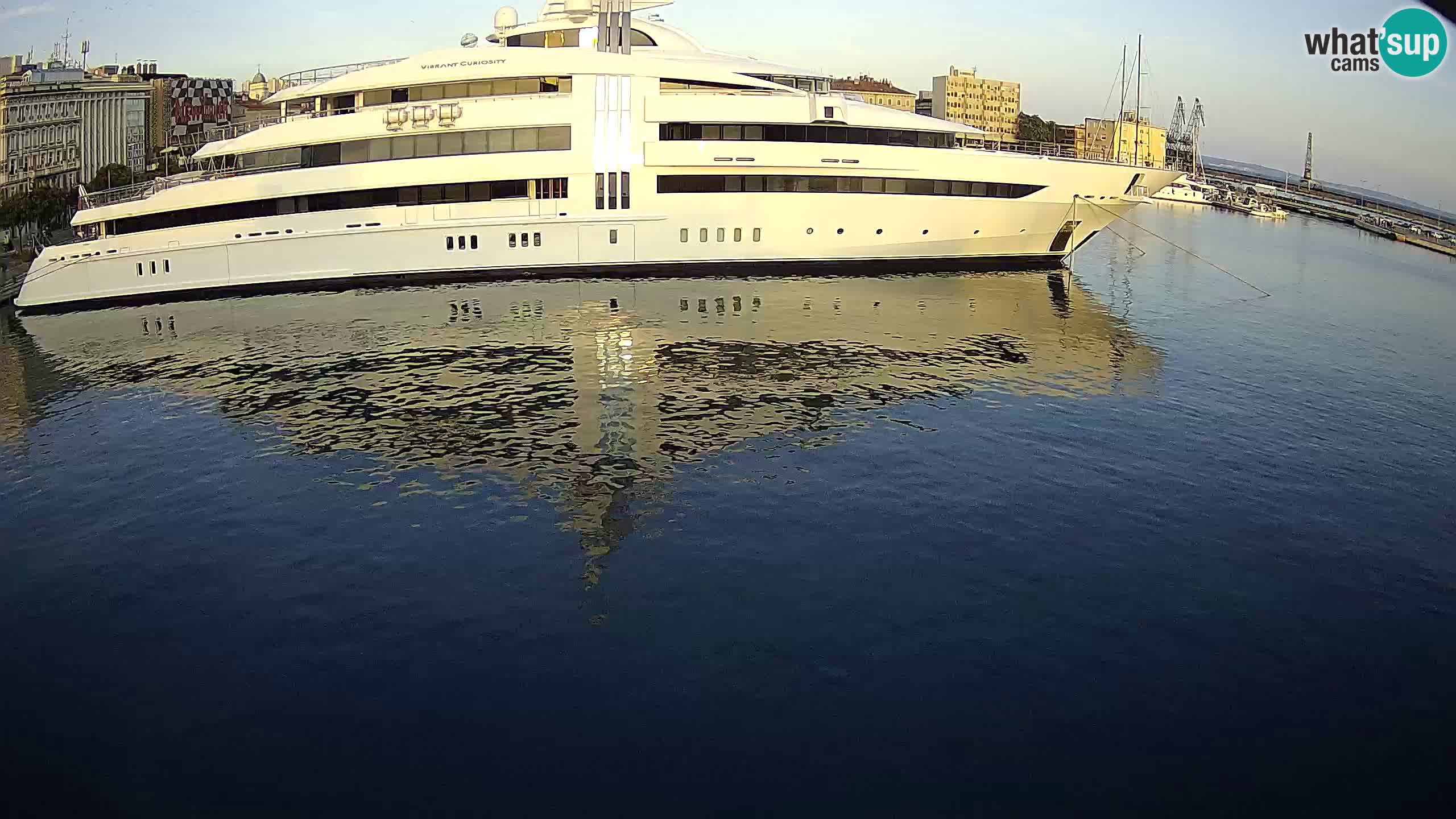 Botel Marina – Rijeka live cam