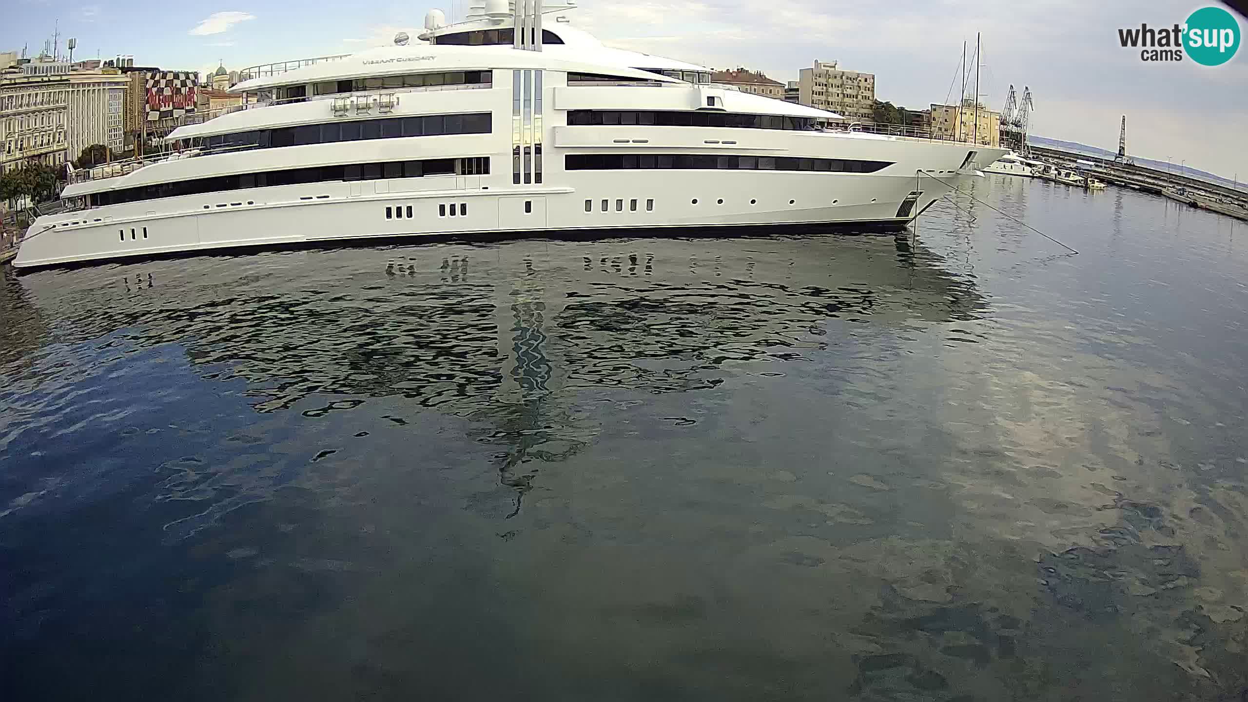Botel Marina cámara web en vivo Rijeka