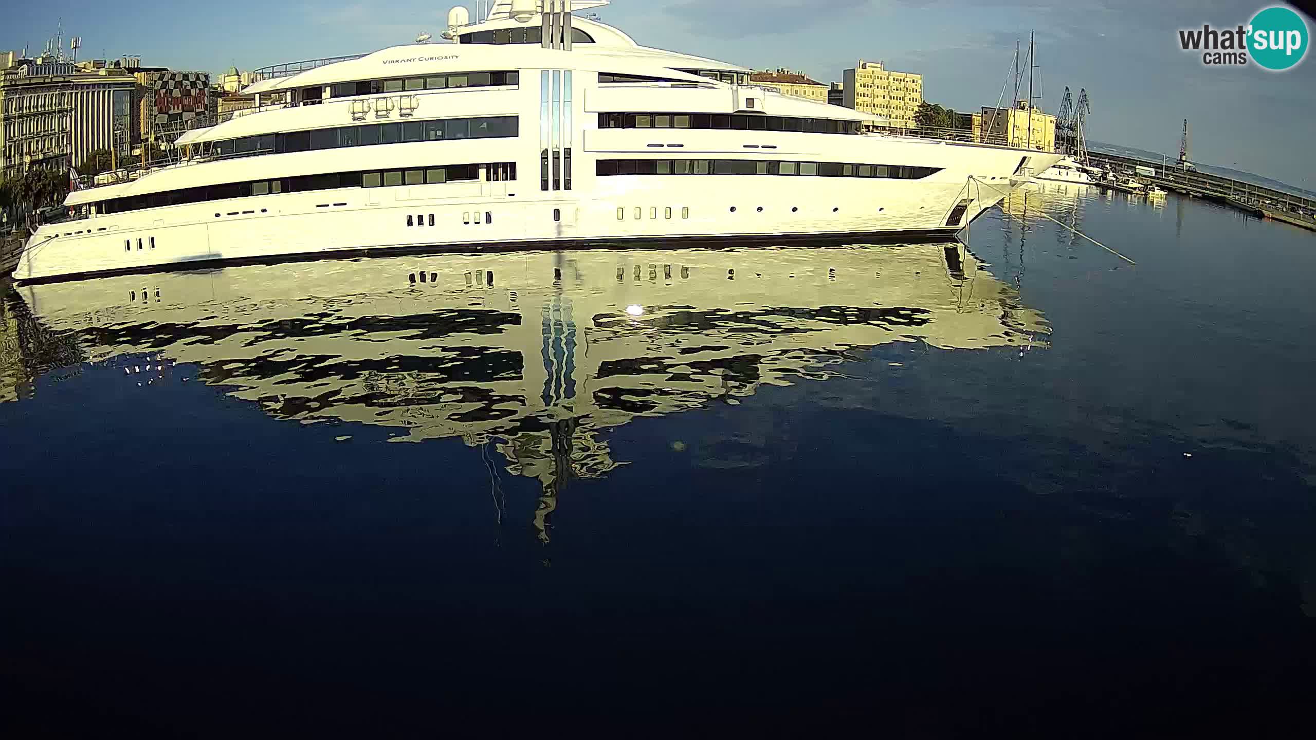 Botel Marina – Rijeka live cam