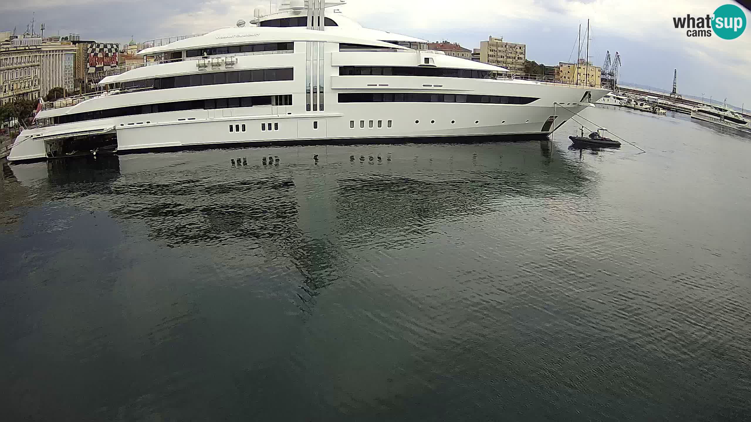 Botel Marina – Rijeka webcam