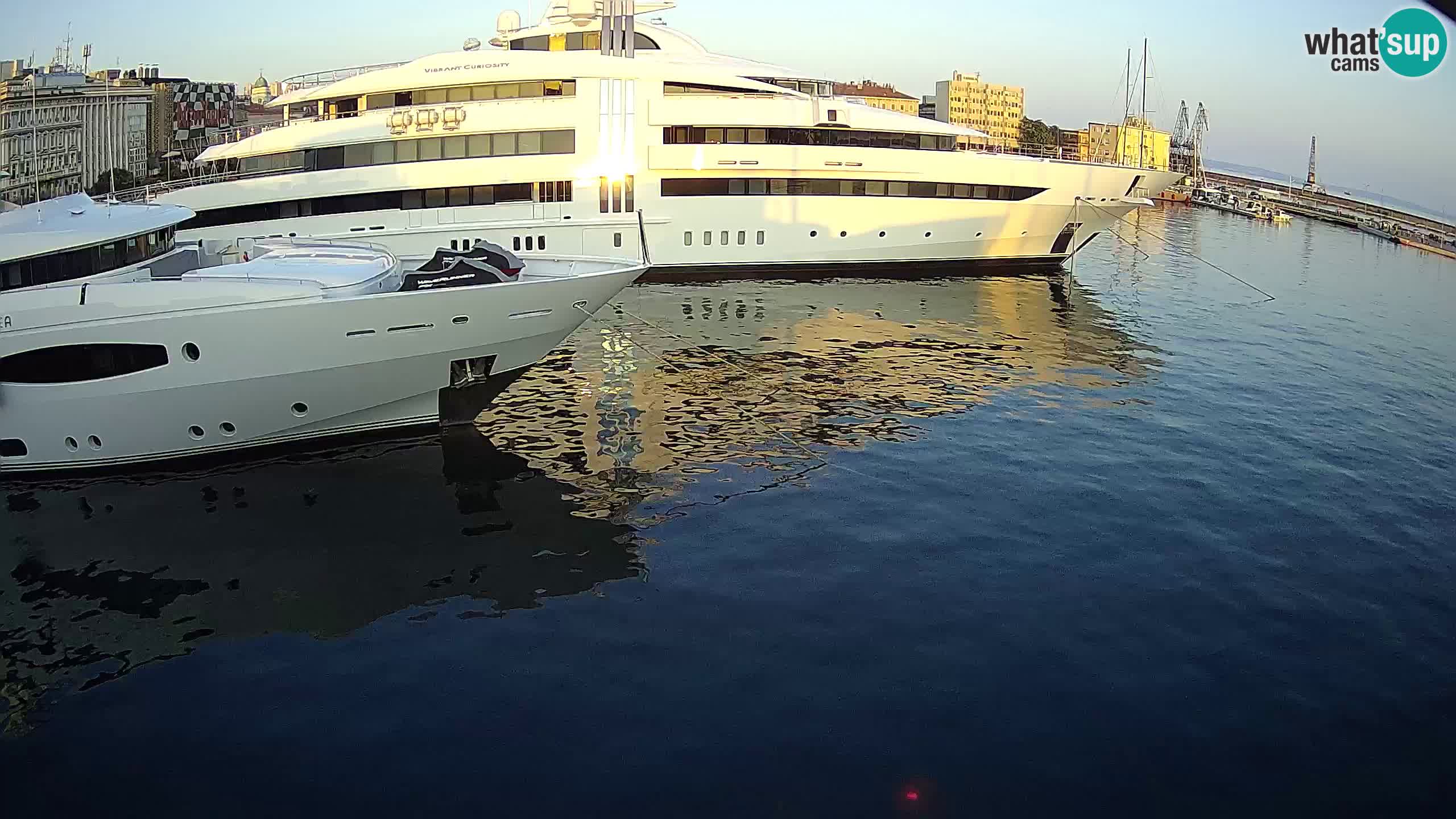 Rijeka – Botel Marina web kamera