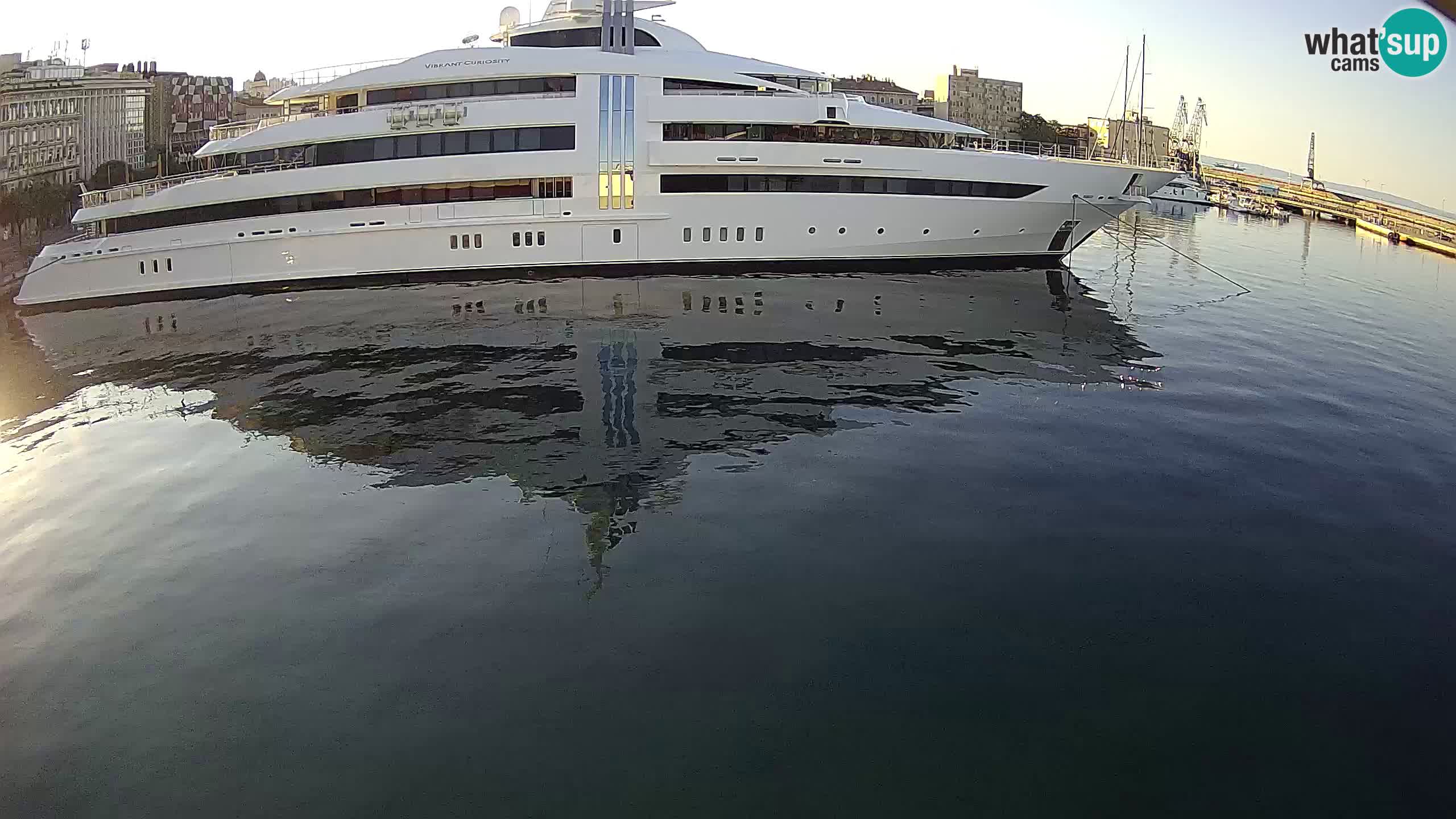 Botel Marina – Rijeka live cam