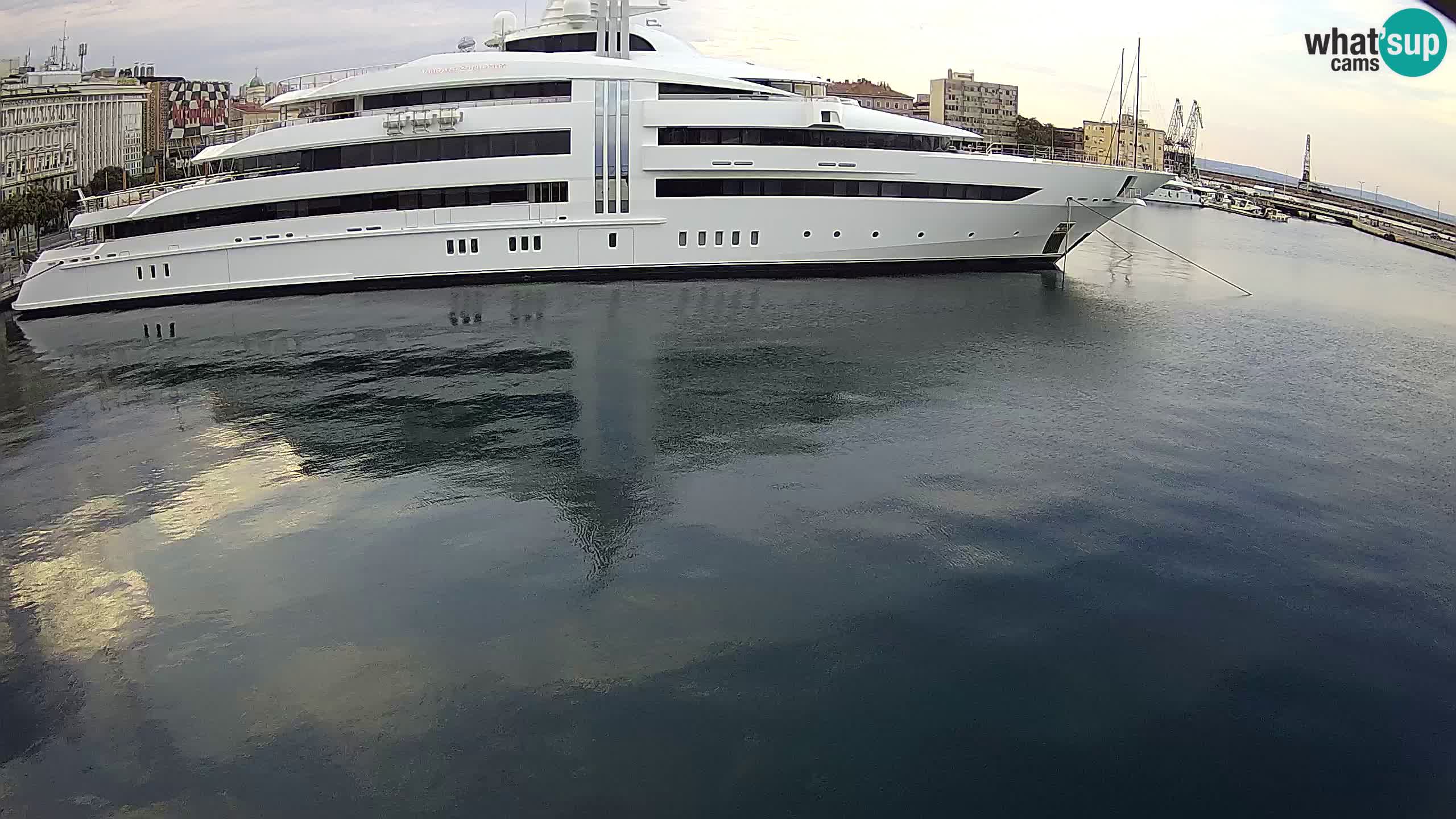Rijeka – Botel Marina webcam en direct