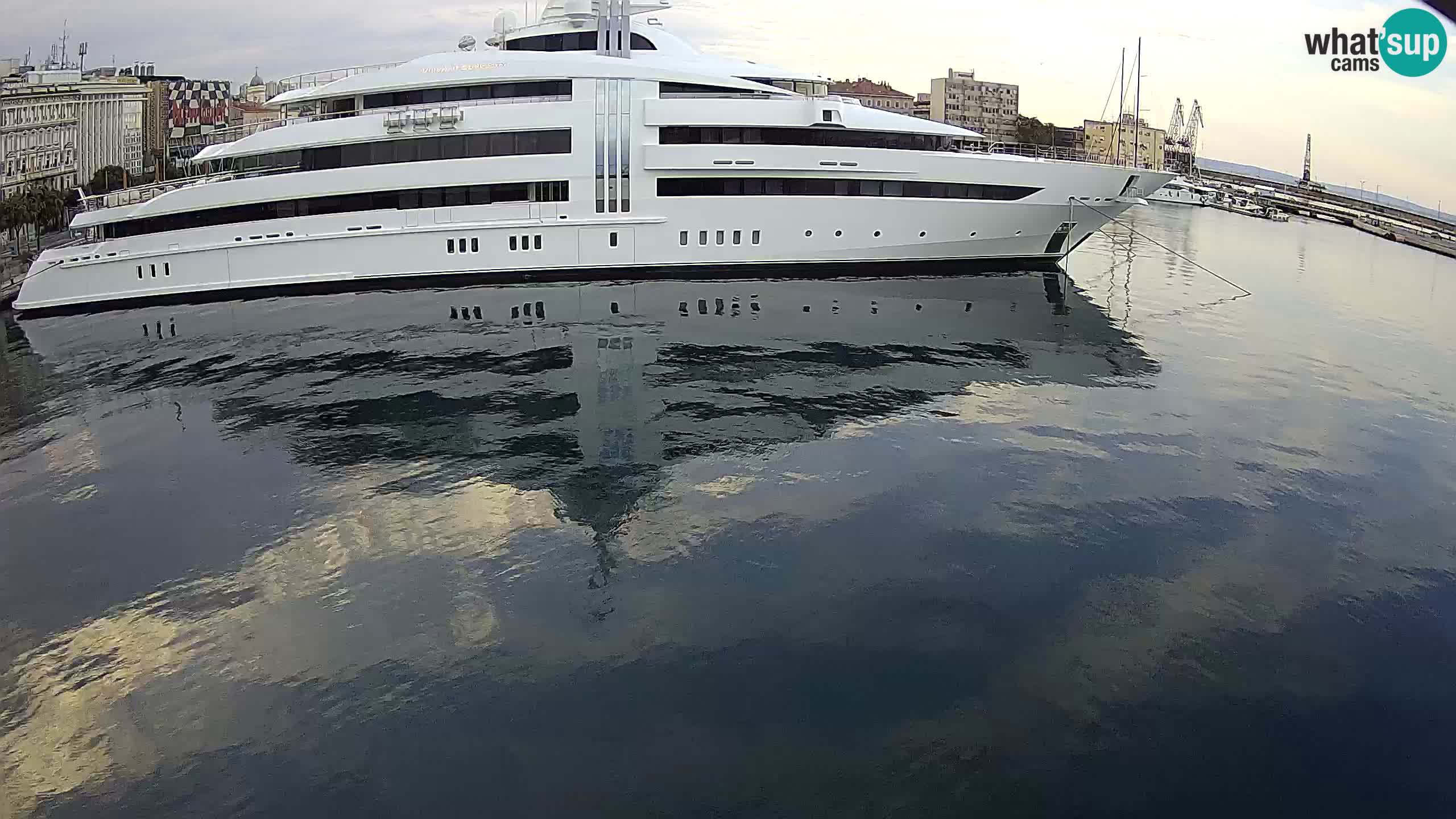 Rijeka – Botel Marina web kamera