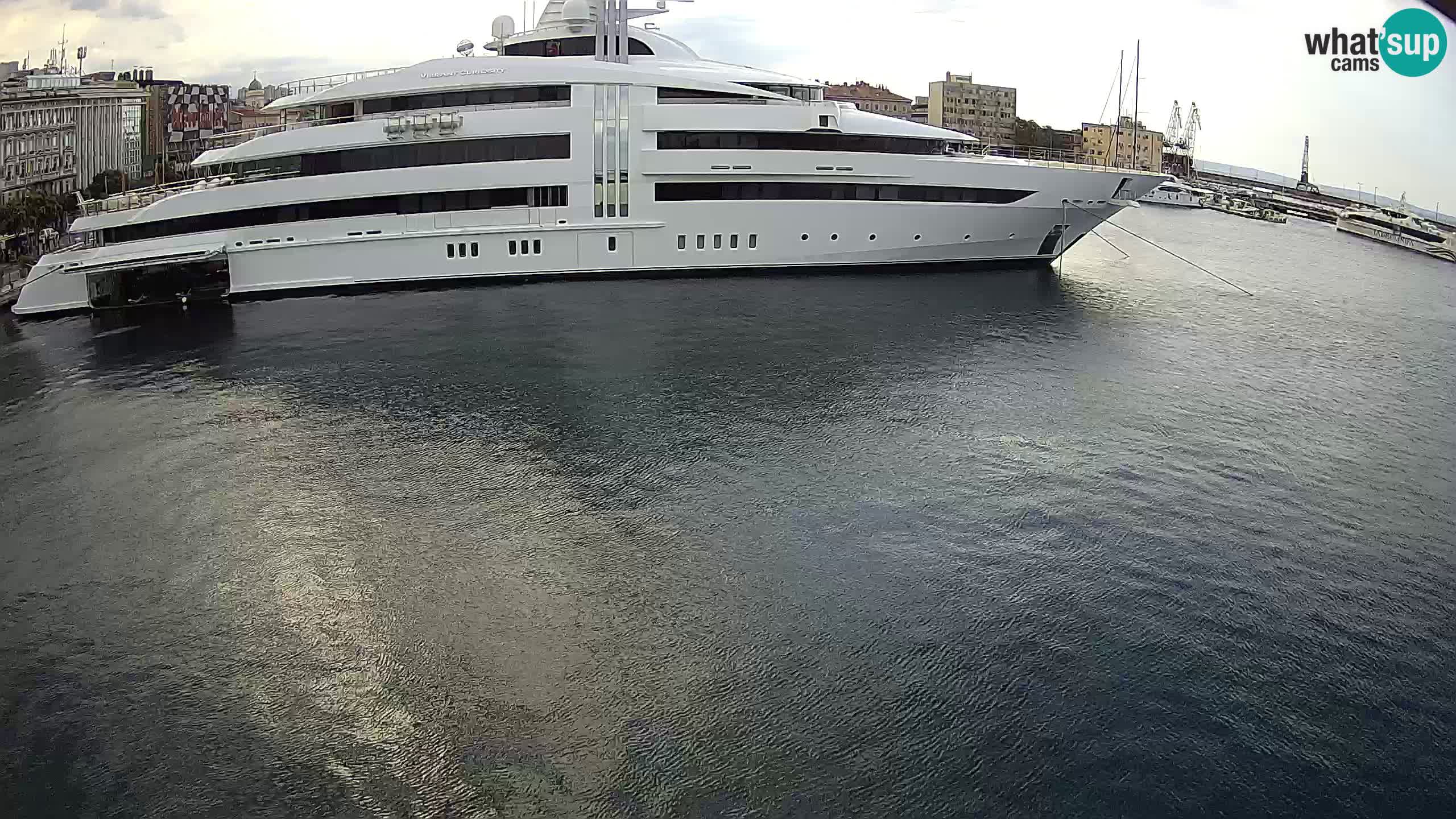 Botel Marina – Rijeka live cam