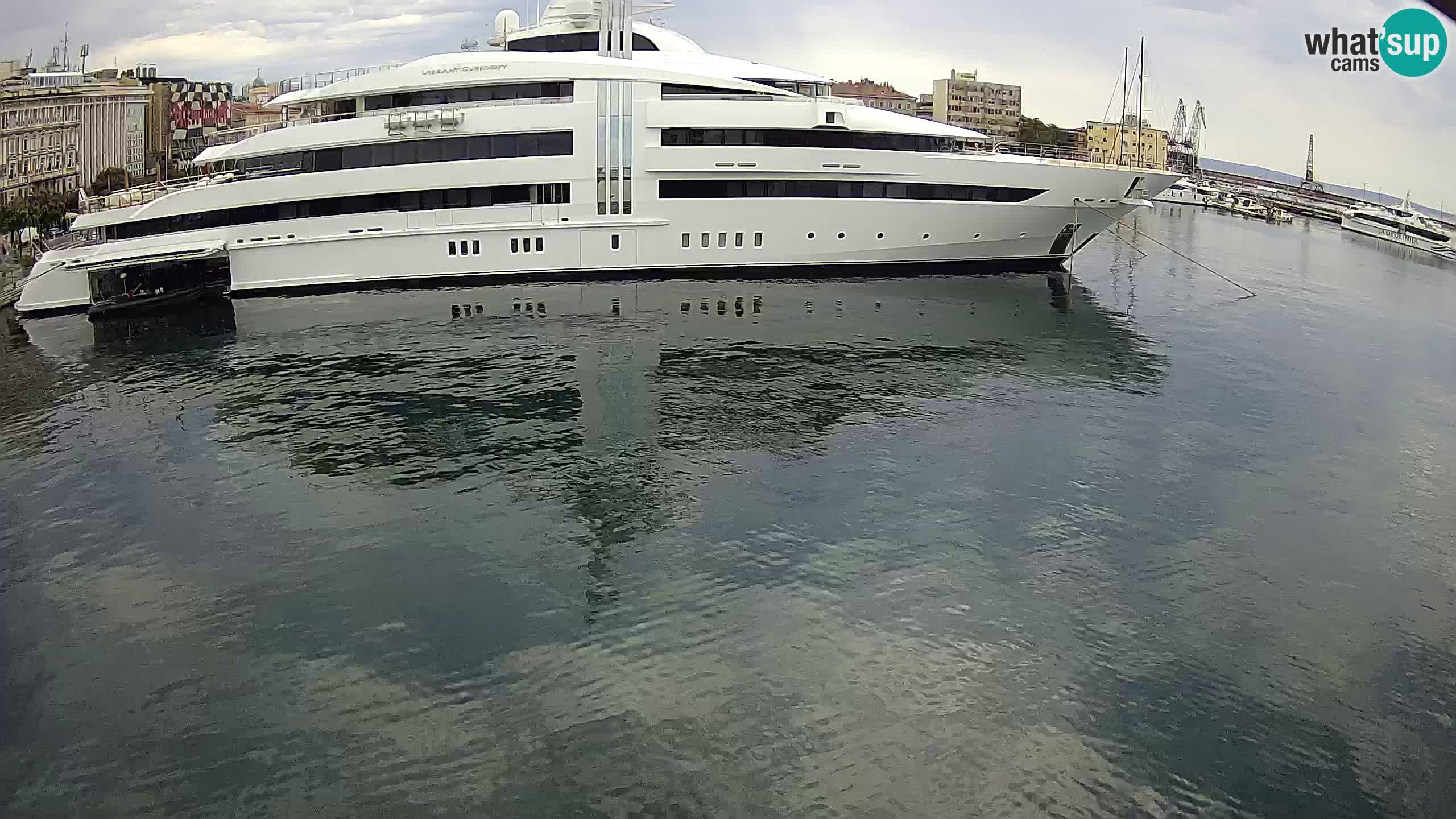 Botel Marina – Rijeka live cam