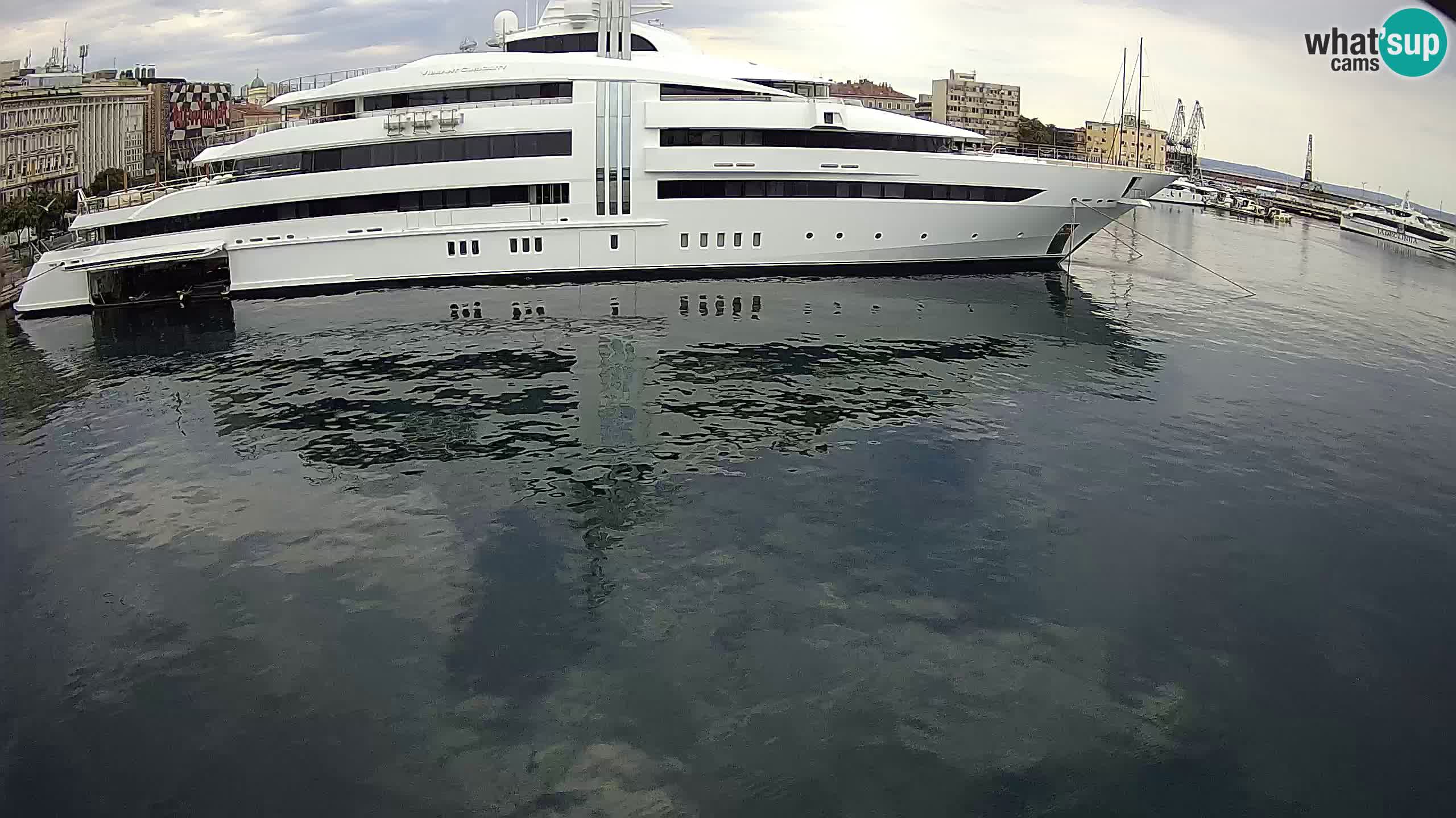Botel Marina – Rijeka live cam