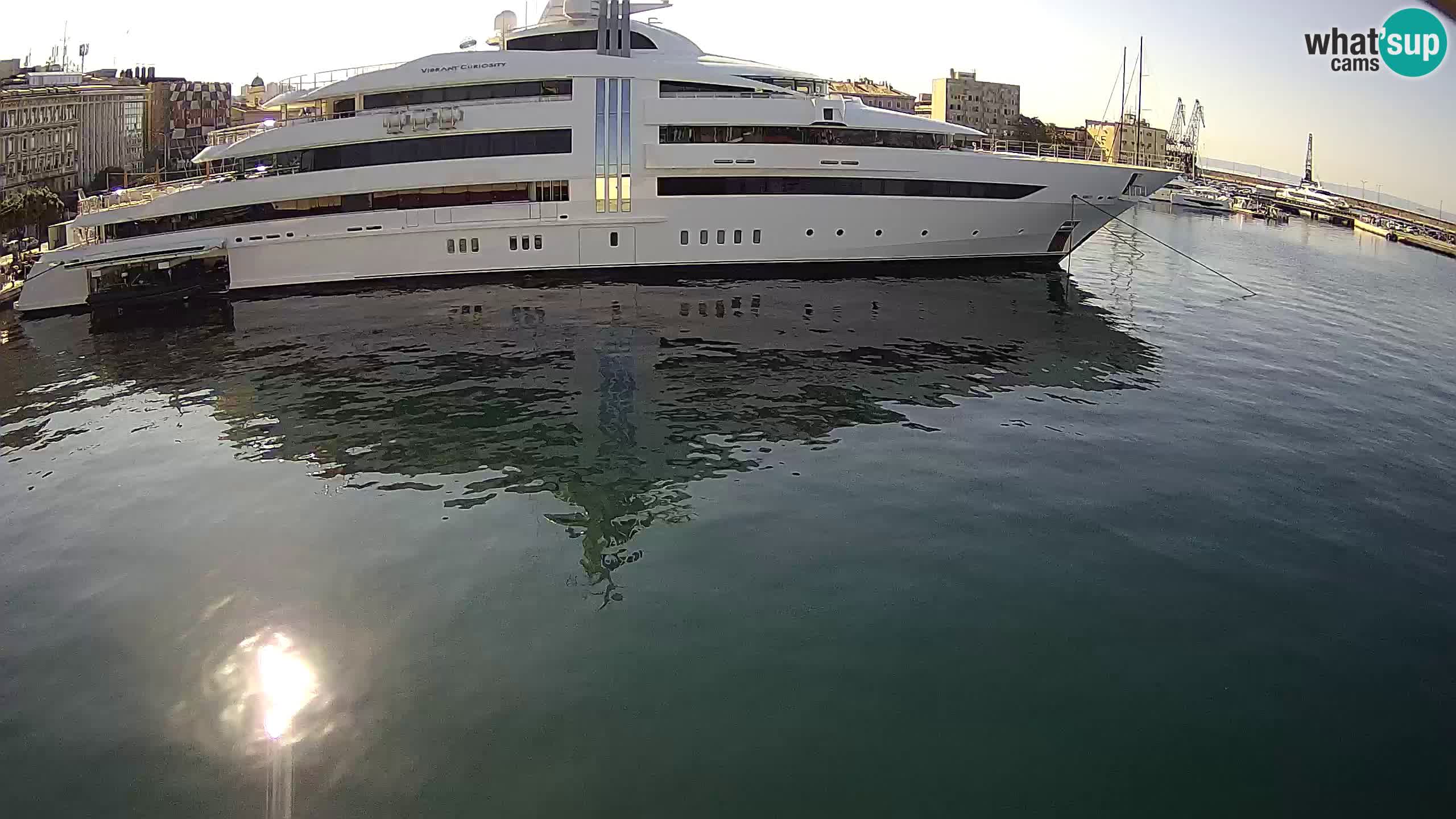 Botel Marina – Rijeka live cam