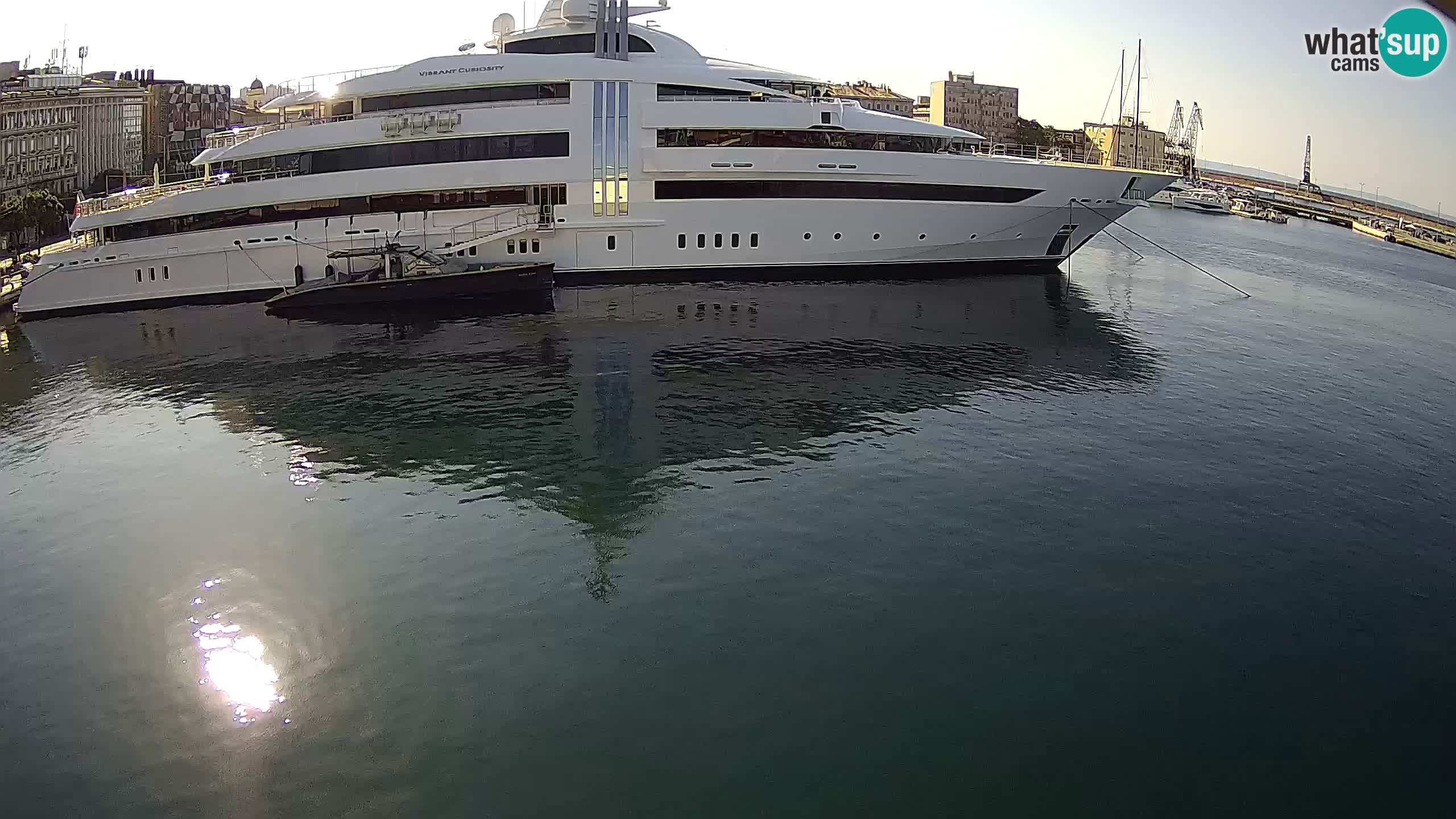 Botel Marina – Rijeka webcam