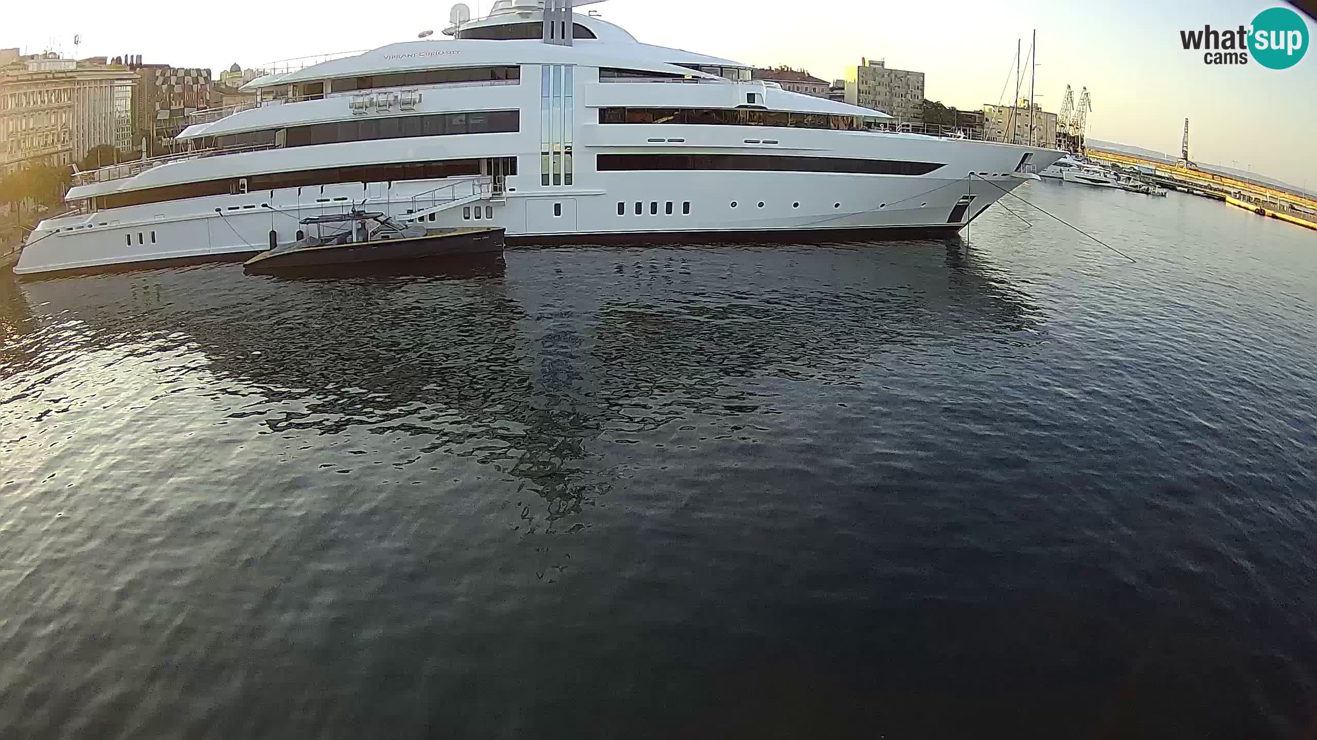 Botel Marina – Rijeka webcam