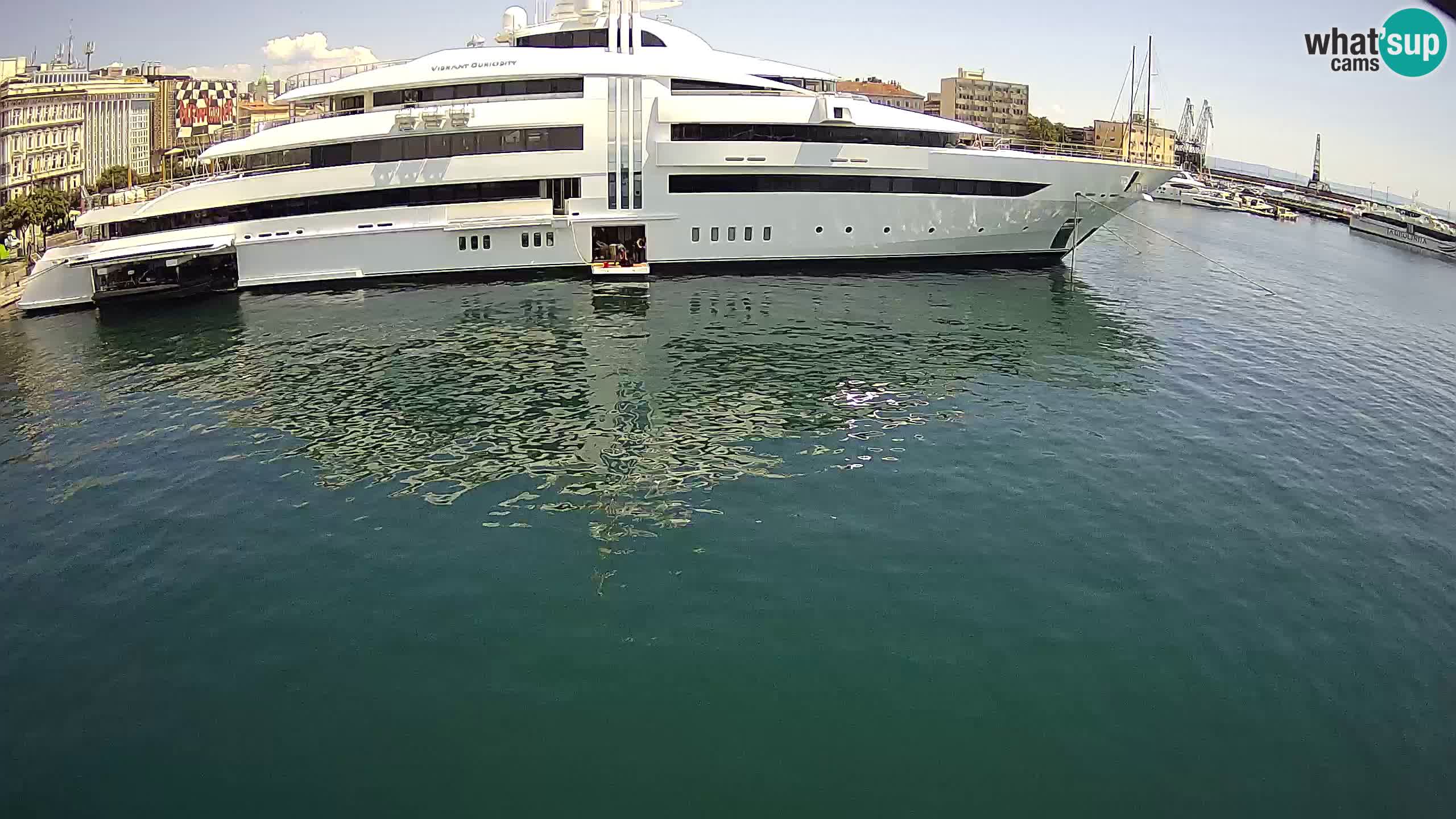 Botel Marina – Rijeka live cam