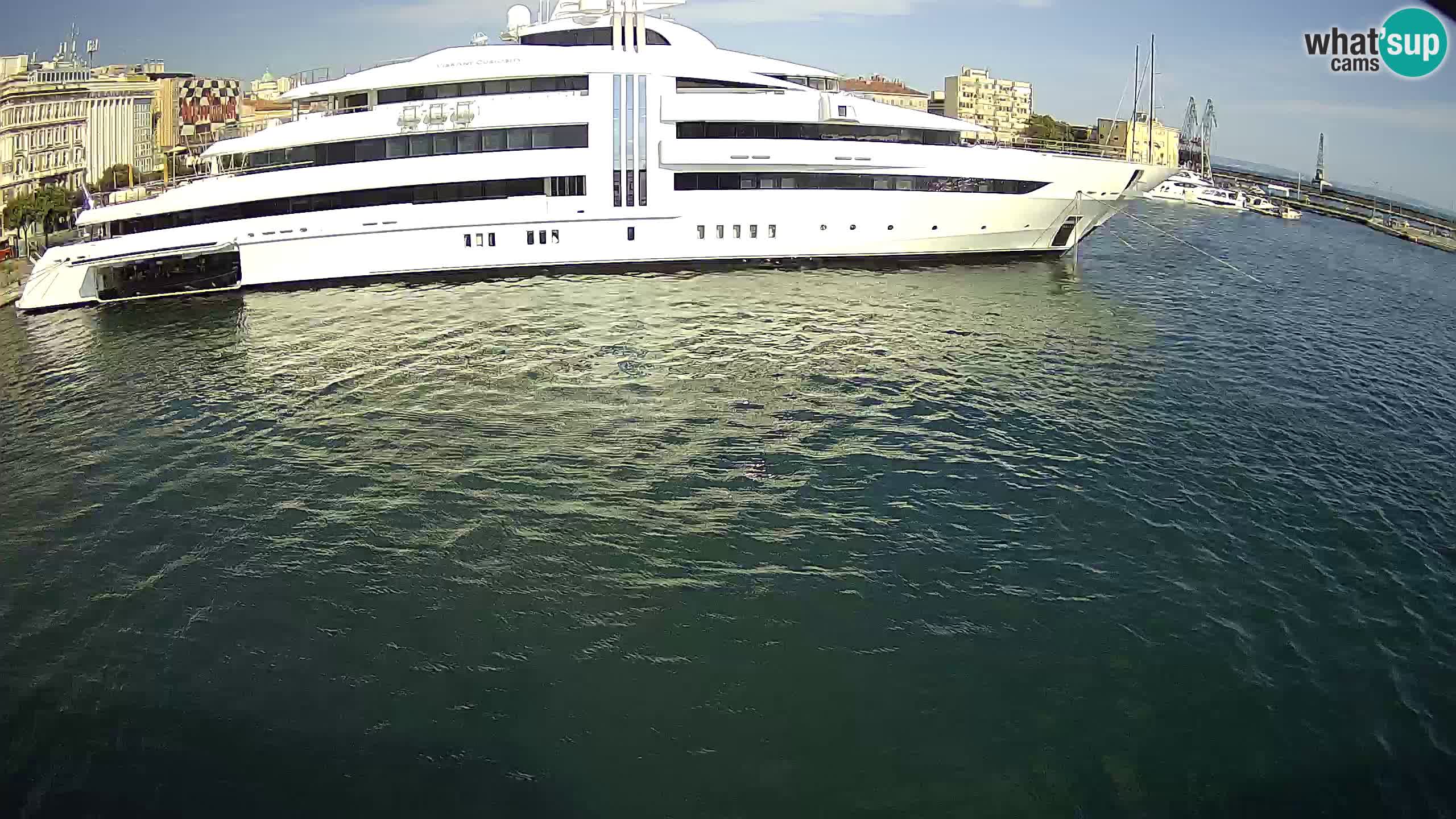 Reka – Botel Marina spletna kamera