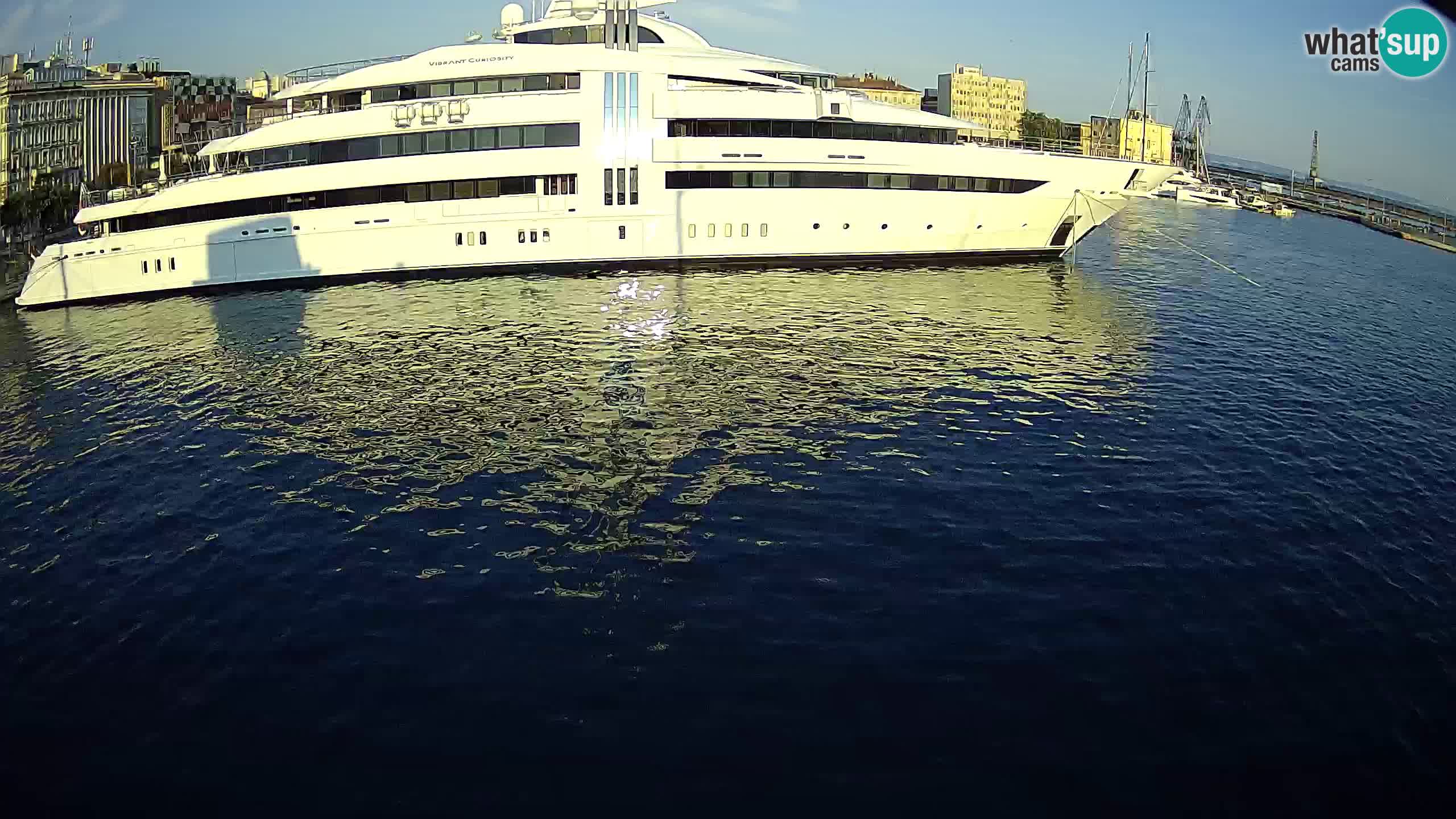 Botel Marina – Rijeka live cam