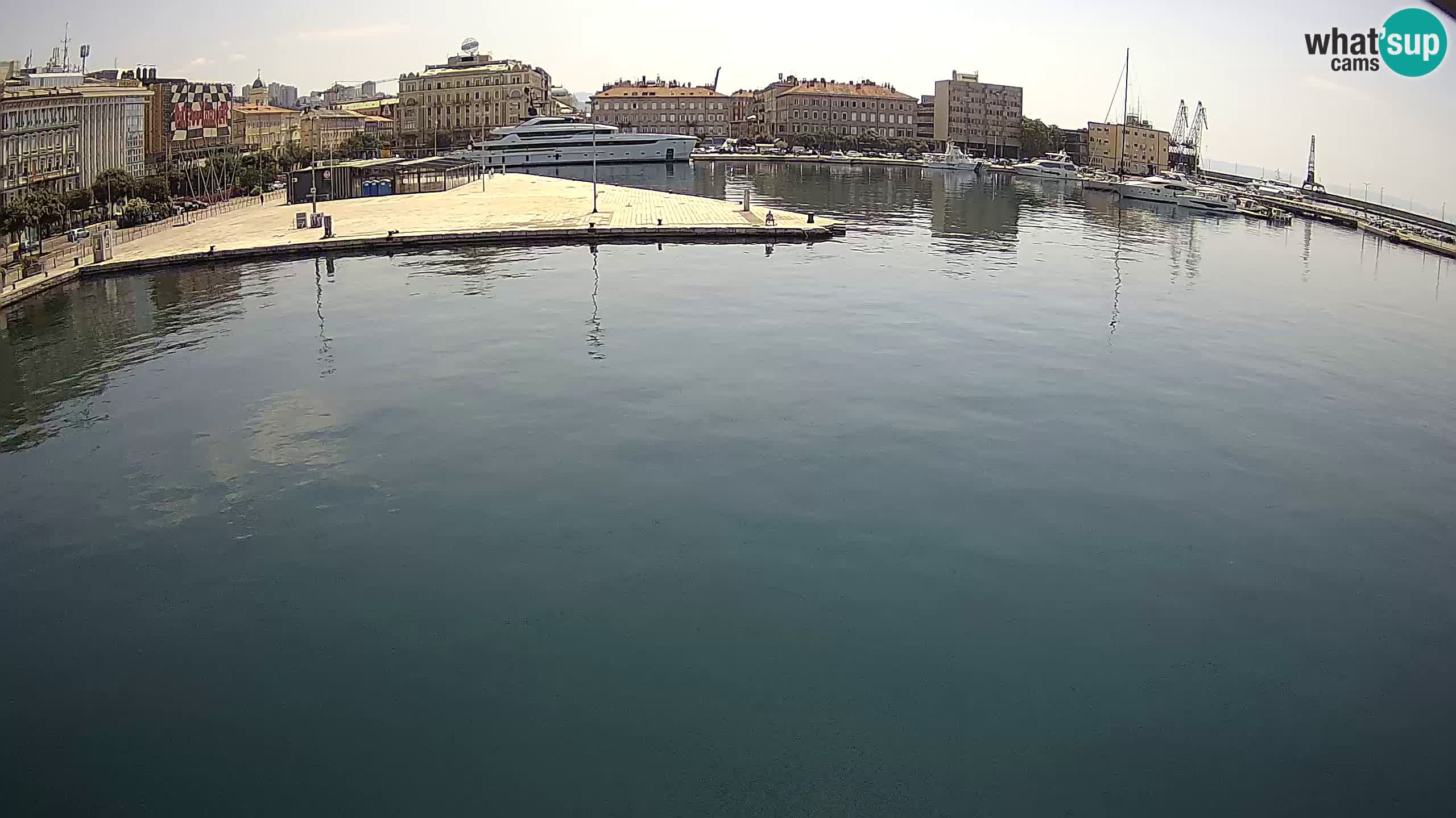 Botel Marina – Rijeka live cam