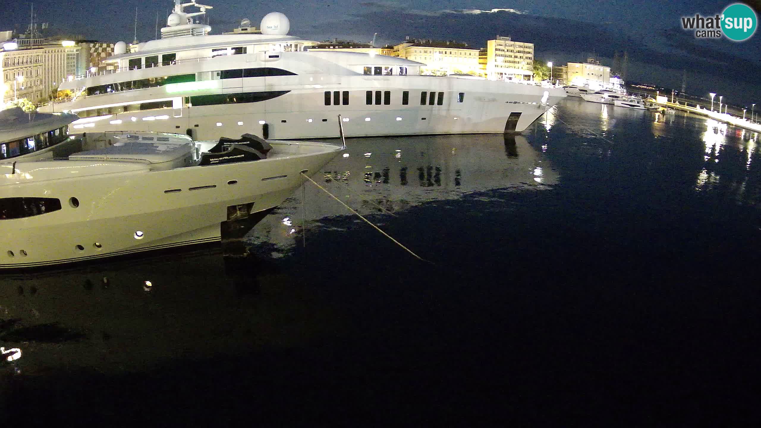 Botel Marina – Rijeka live cam