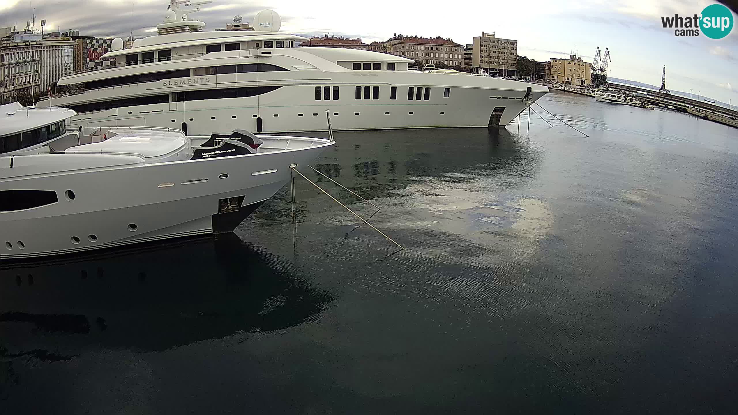 Botel Marina cámara web en vivo Rijeka