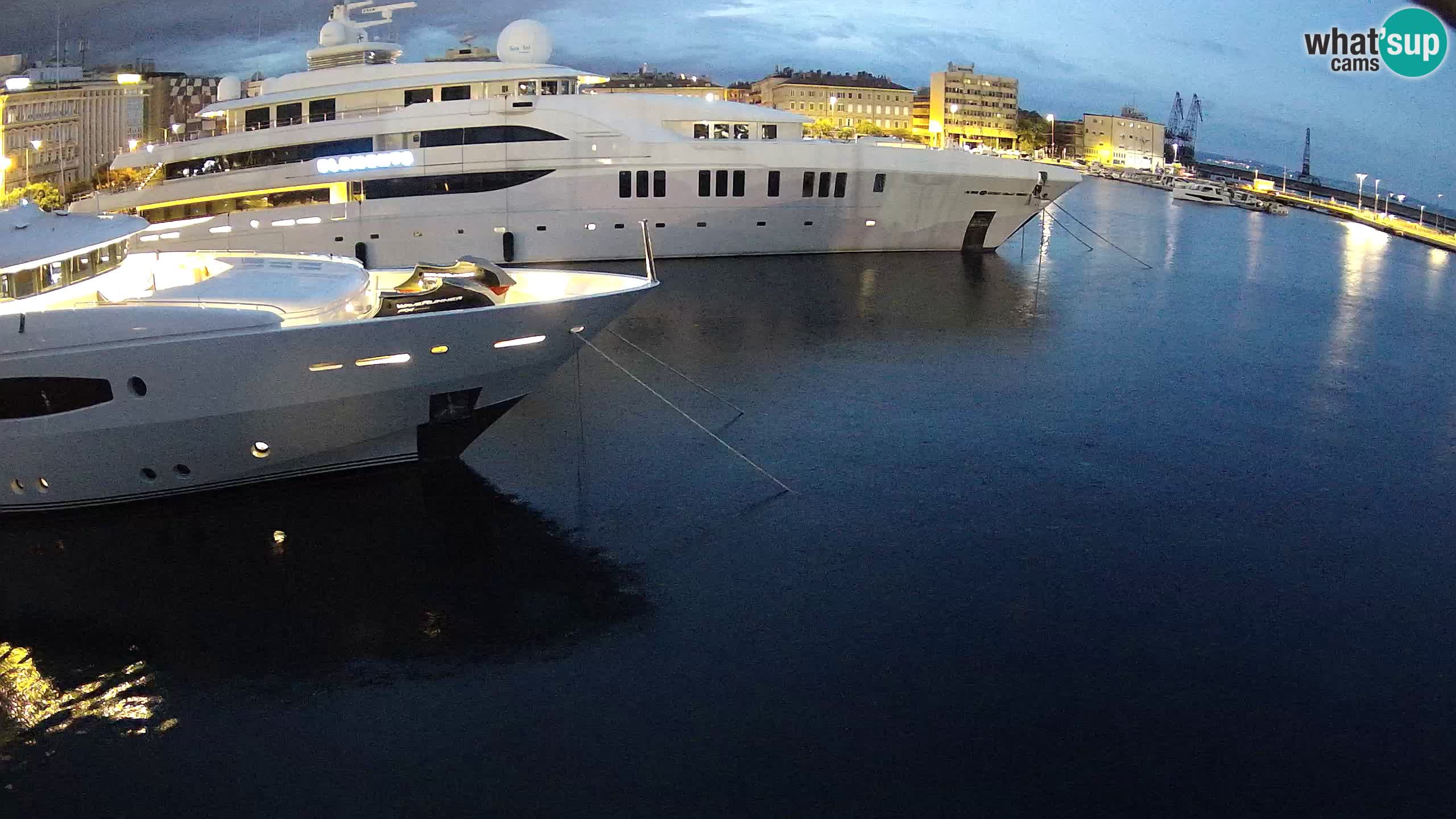 Botel Marina – Rijeka live cam