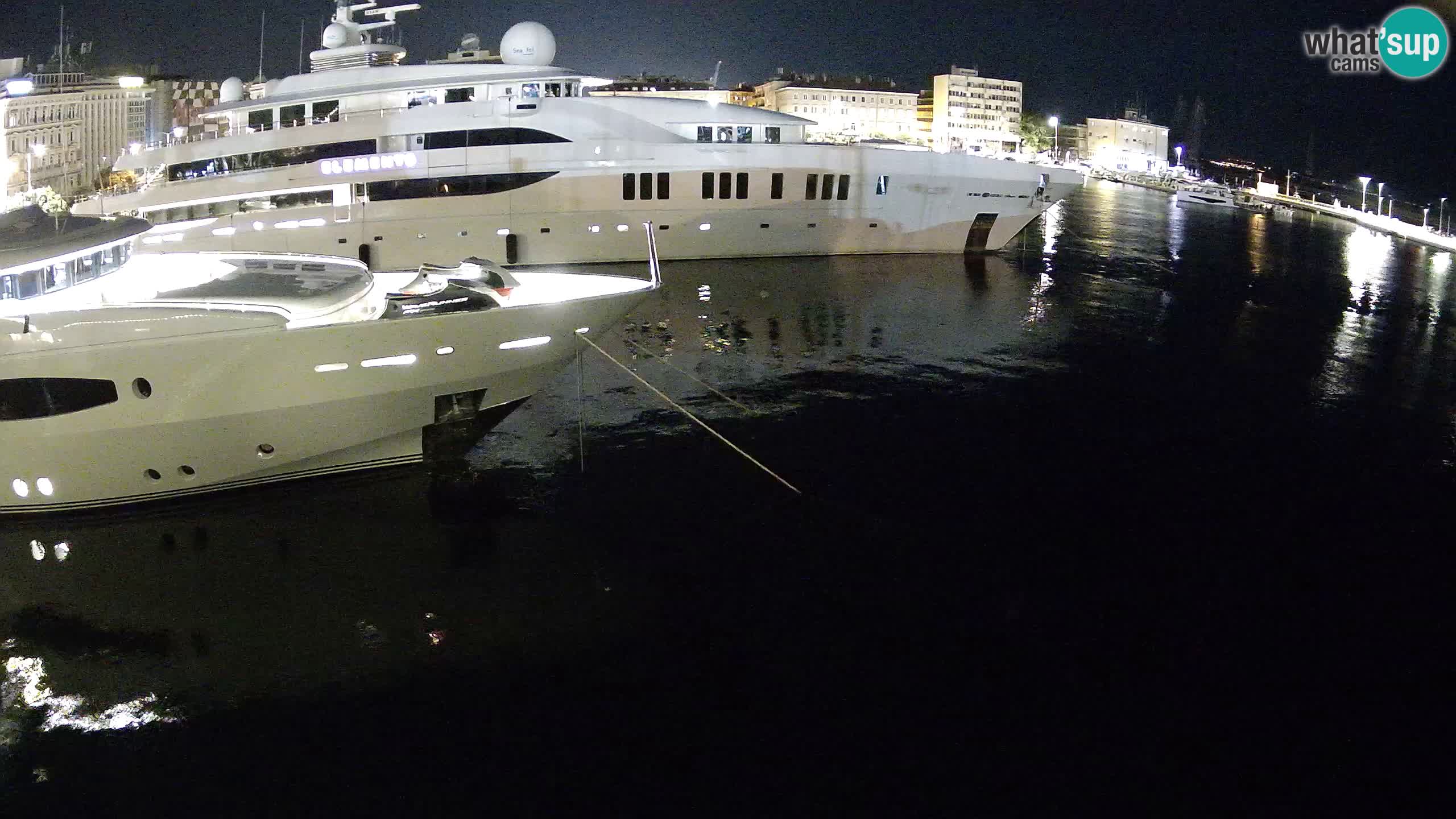 Botel Marina cámara web en vivo Rijeka