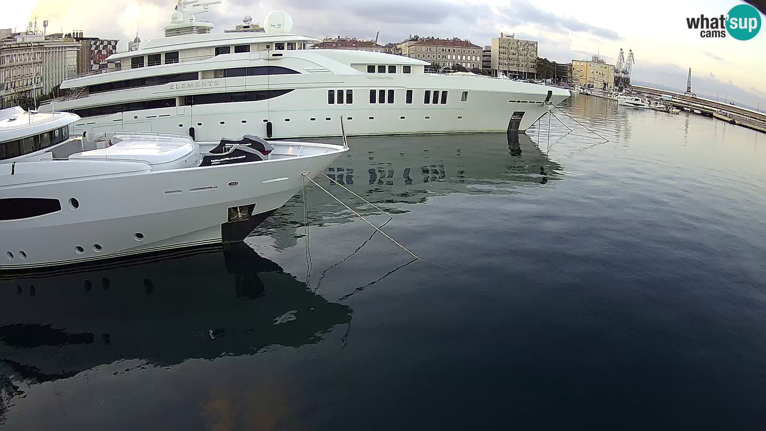 Botel Marina – Rijeka webcam