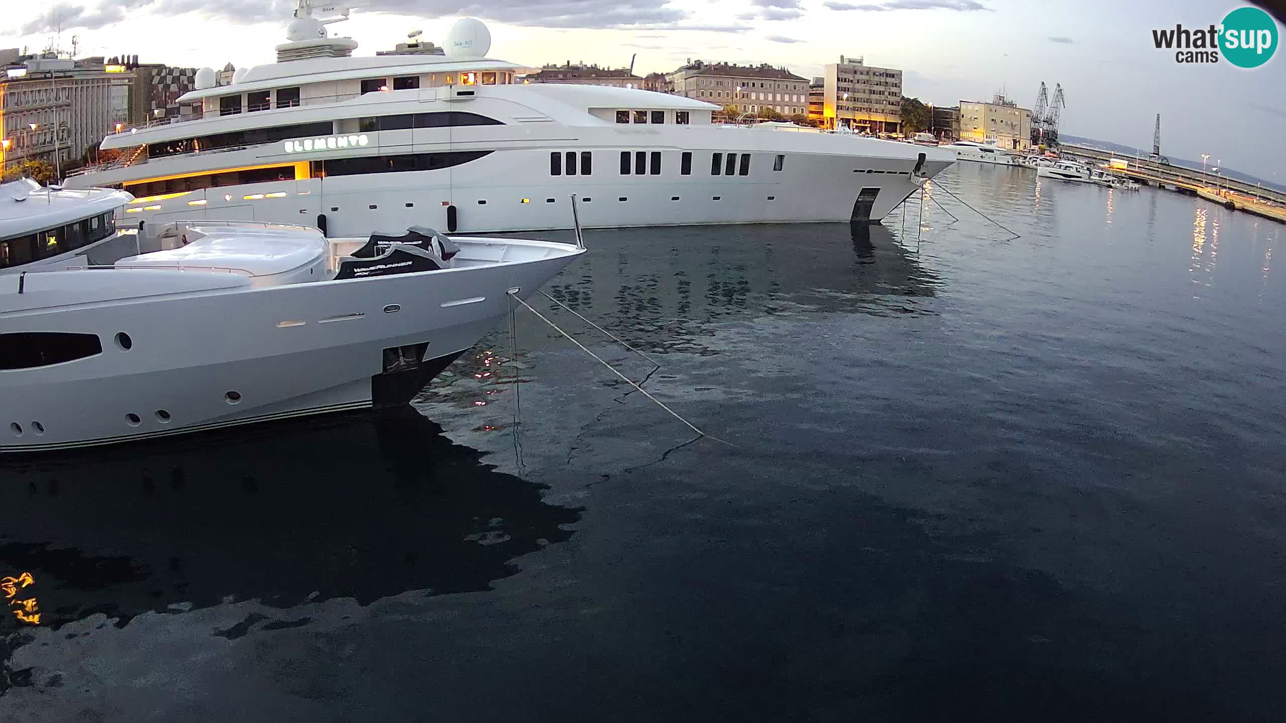 Botel Marina cámara web en vivo Rijeka