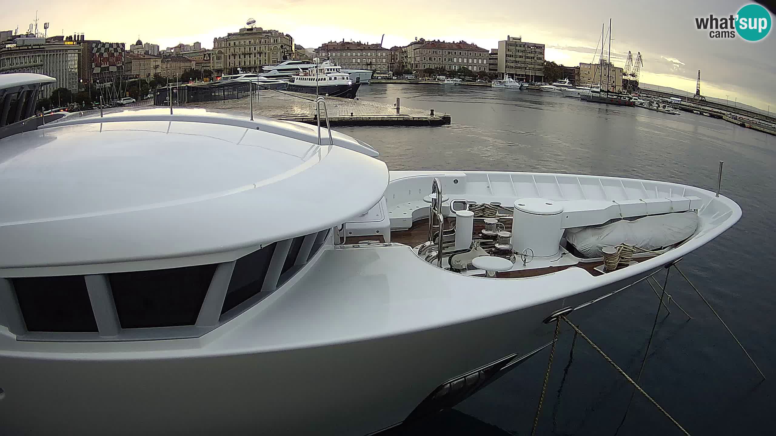 Botel Marina – Rijeka live cam