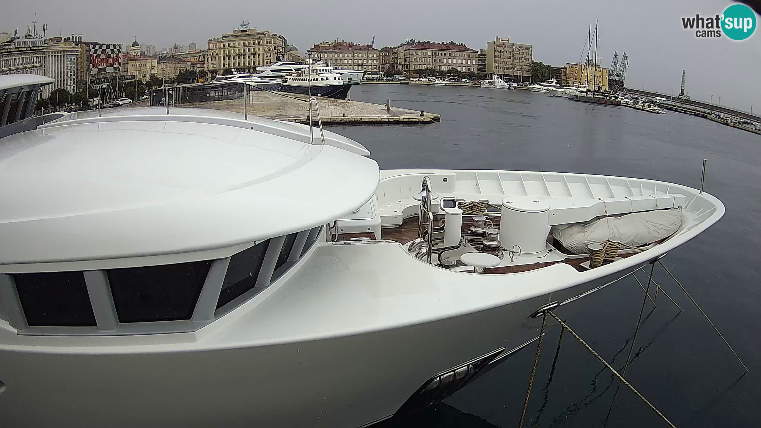 Botel Marina – Rijeka live cam