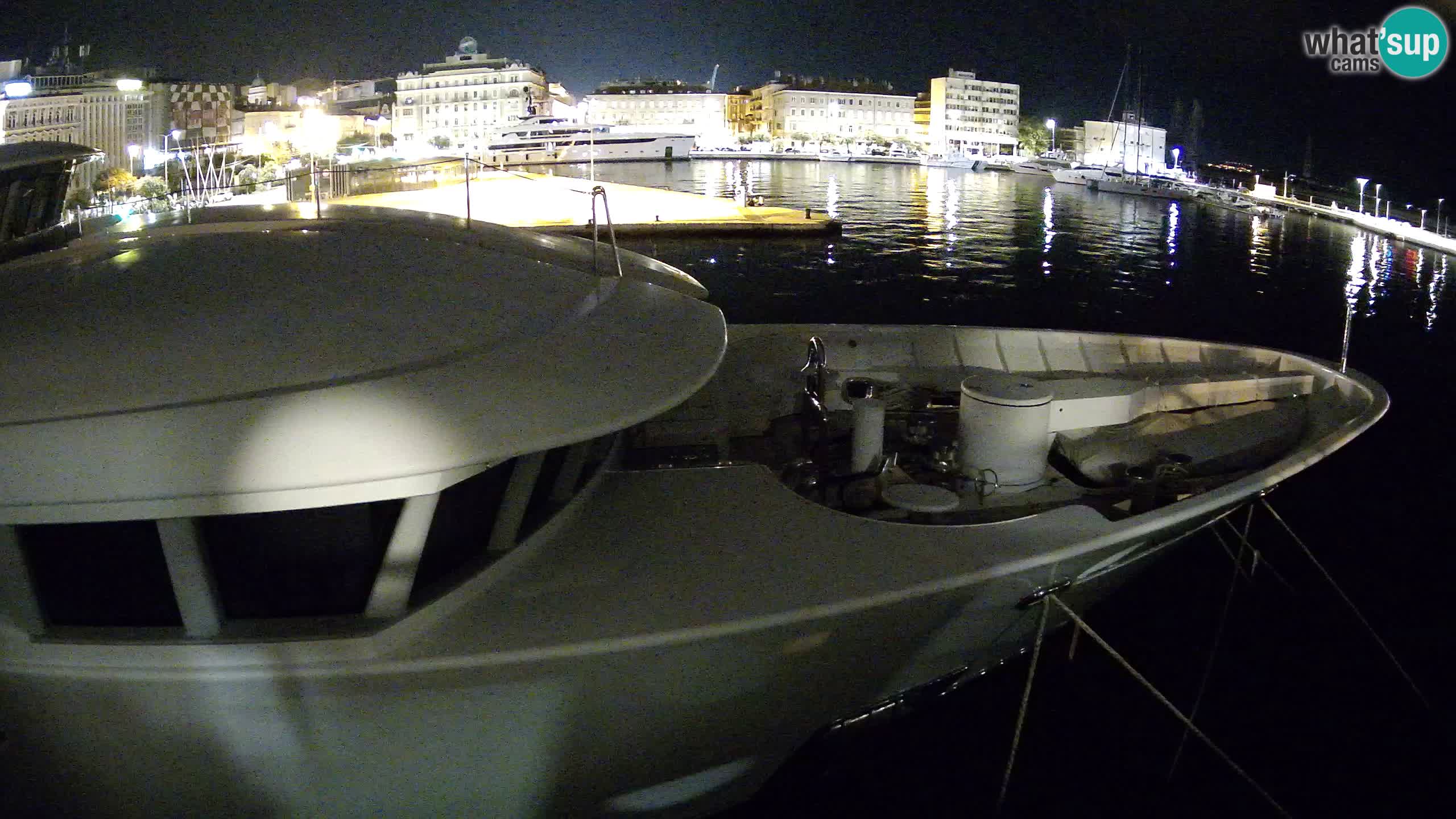 Botel Marina cámara web en vivo Rijeka