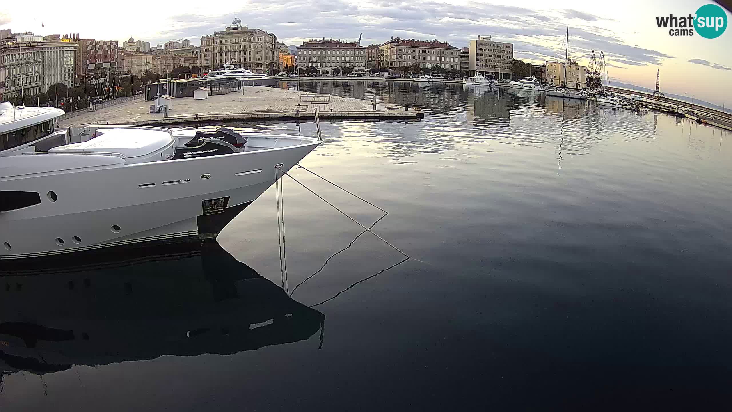 Rijeka – Botel Marina webcam en direct