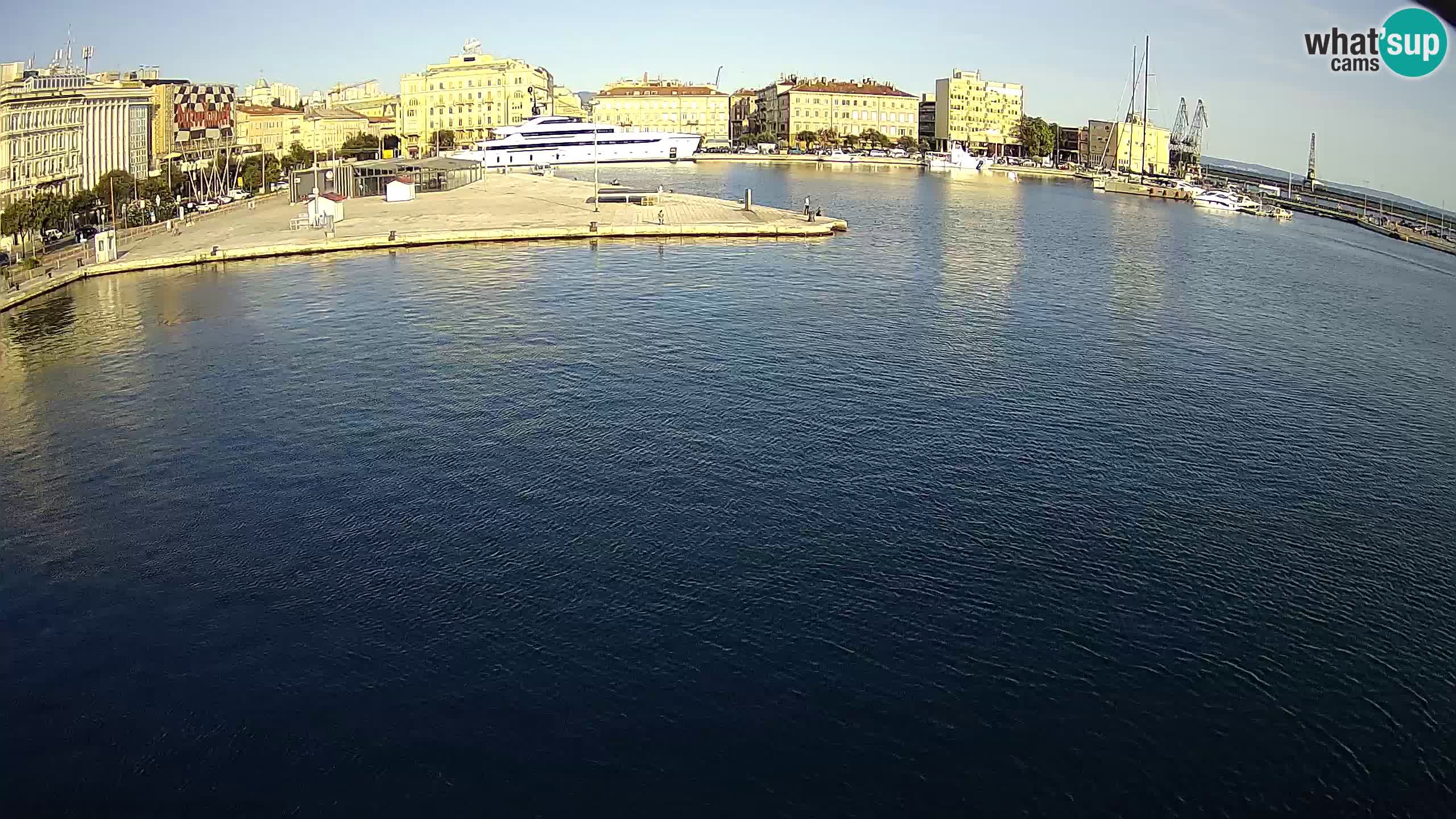 Botel Marina cámara web en vivo Rijeka