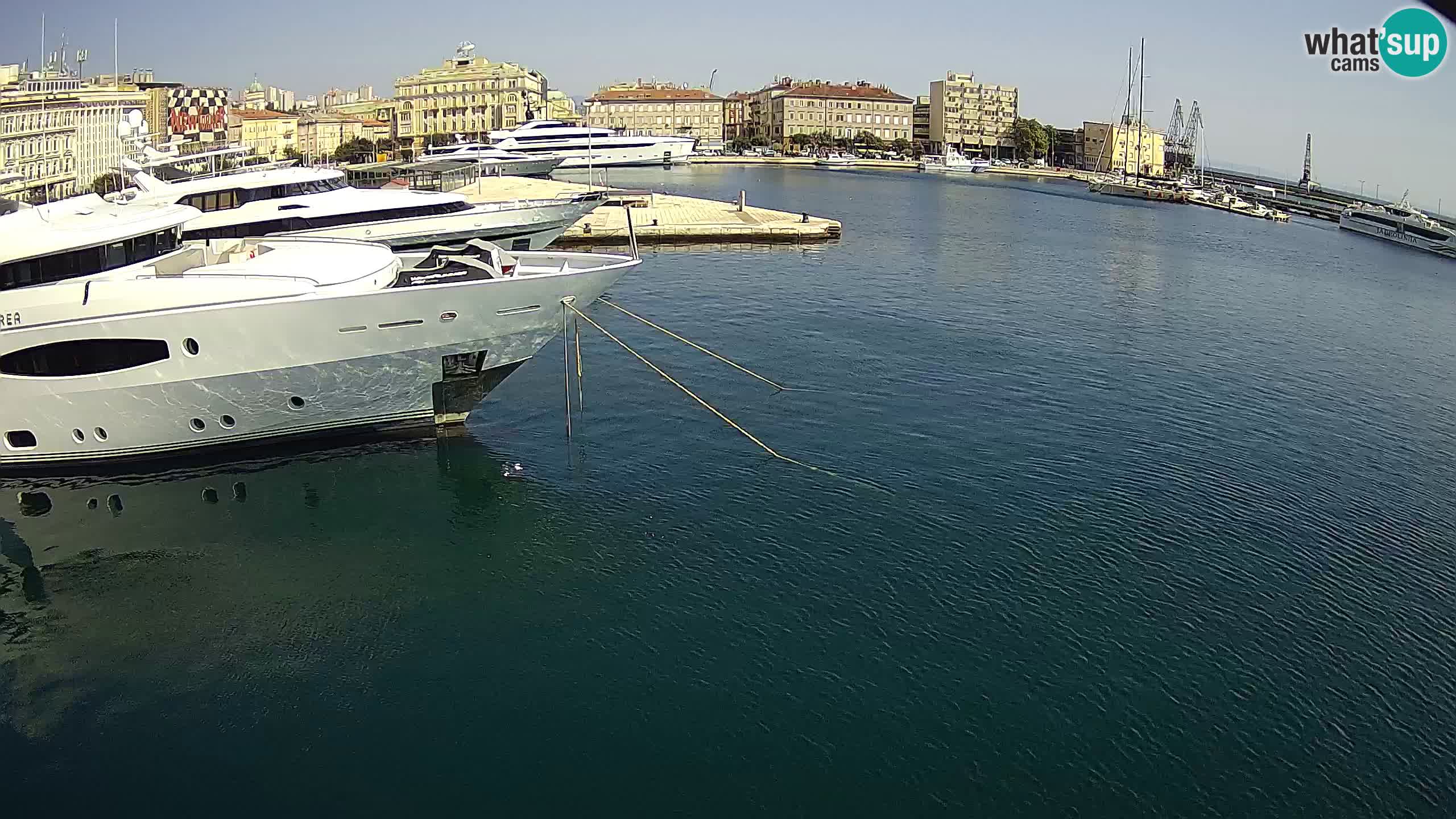 Reka – Botel Marina spletna kamera