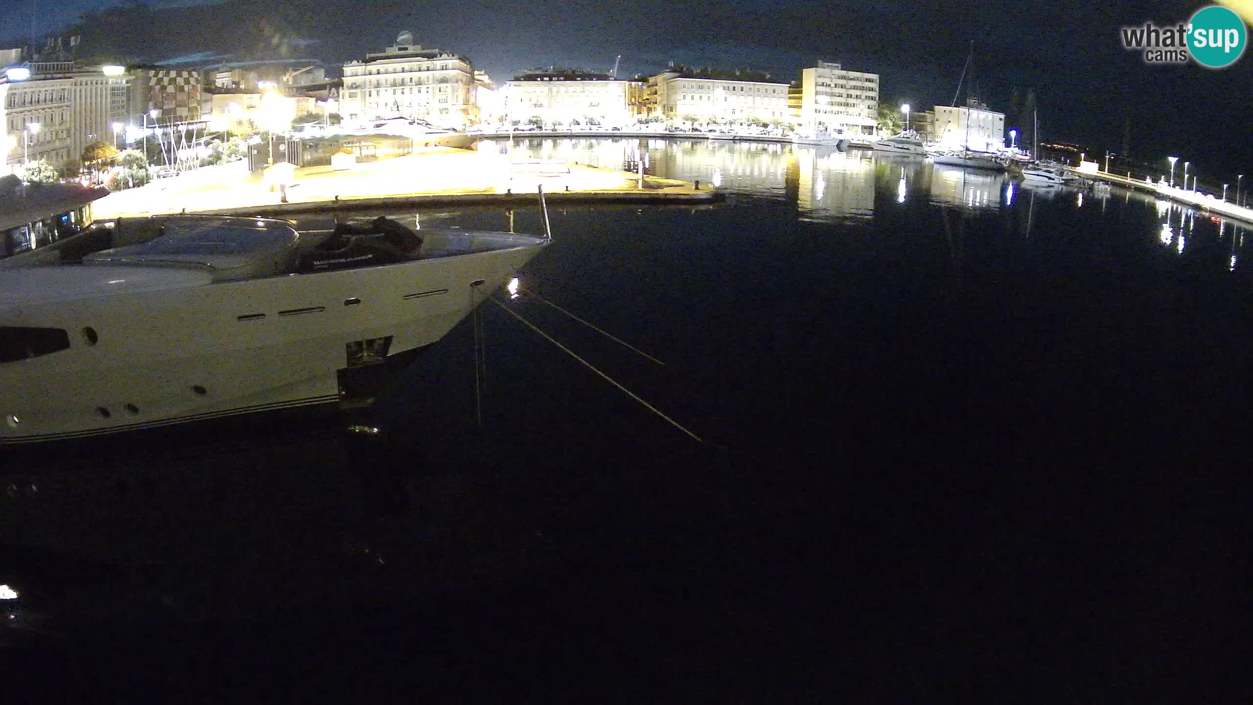 Botel Marina cámara web en vivo Rijeka