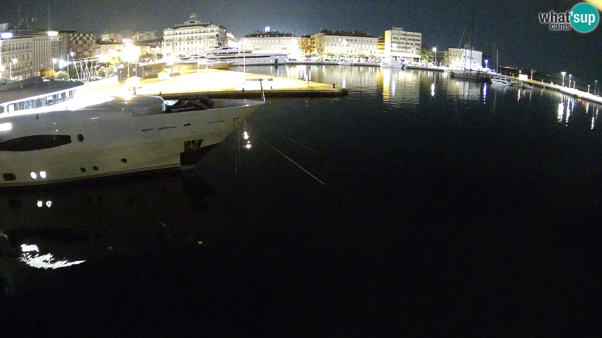 Botel Marina cámara web en vivo Rijeka