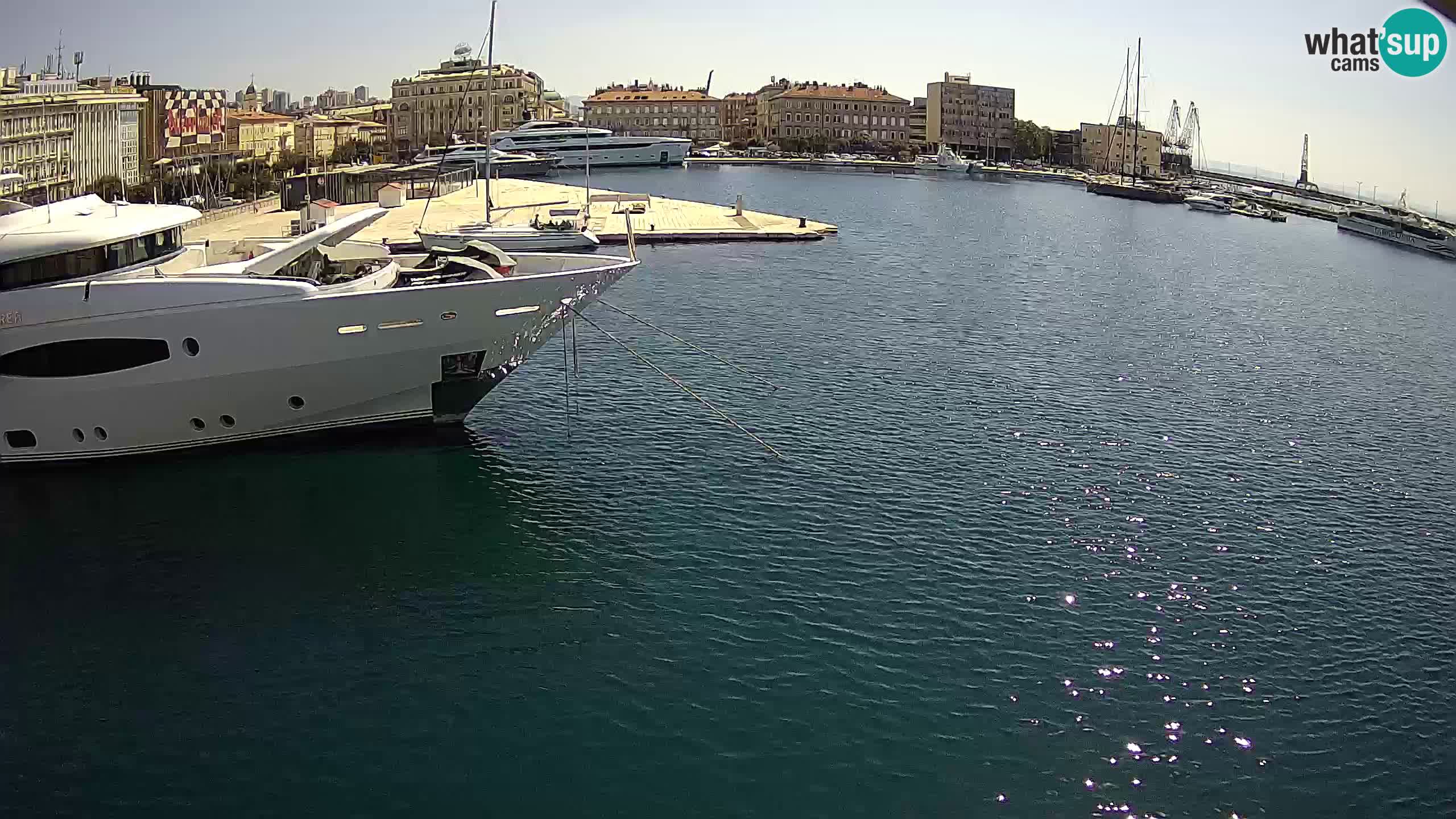 Botel Marina cámara web en vivo Rijeka