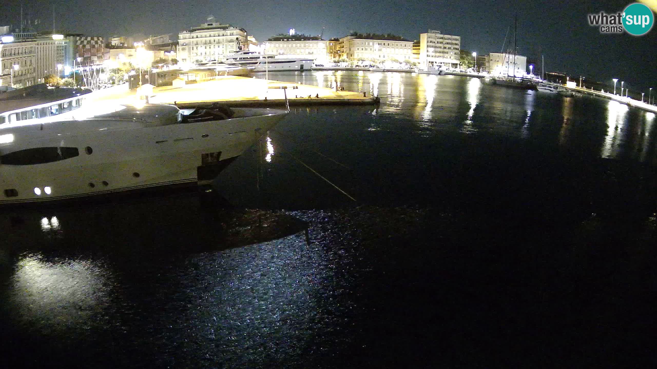 Botel Marina cámara web en vivo Rijeka