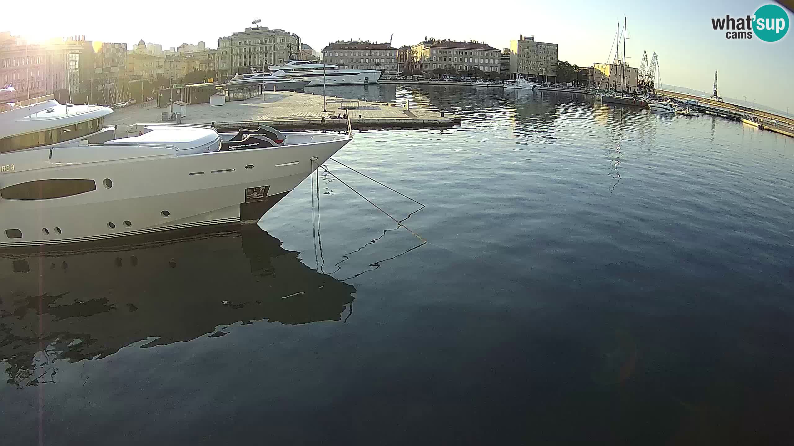 Rijeka – Botel Marina web kamera