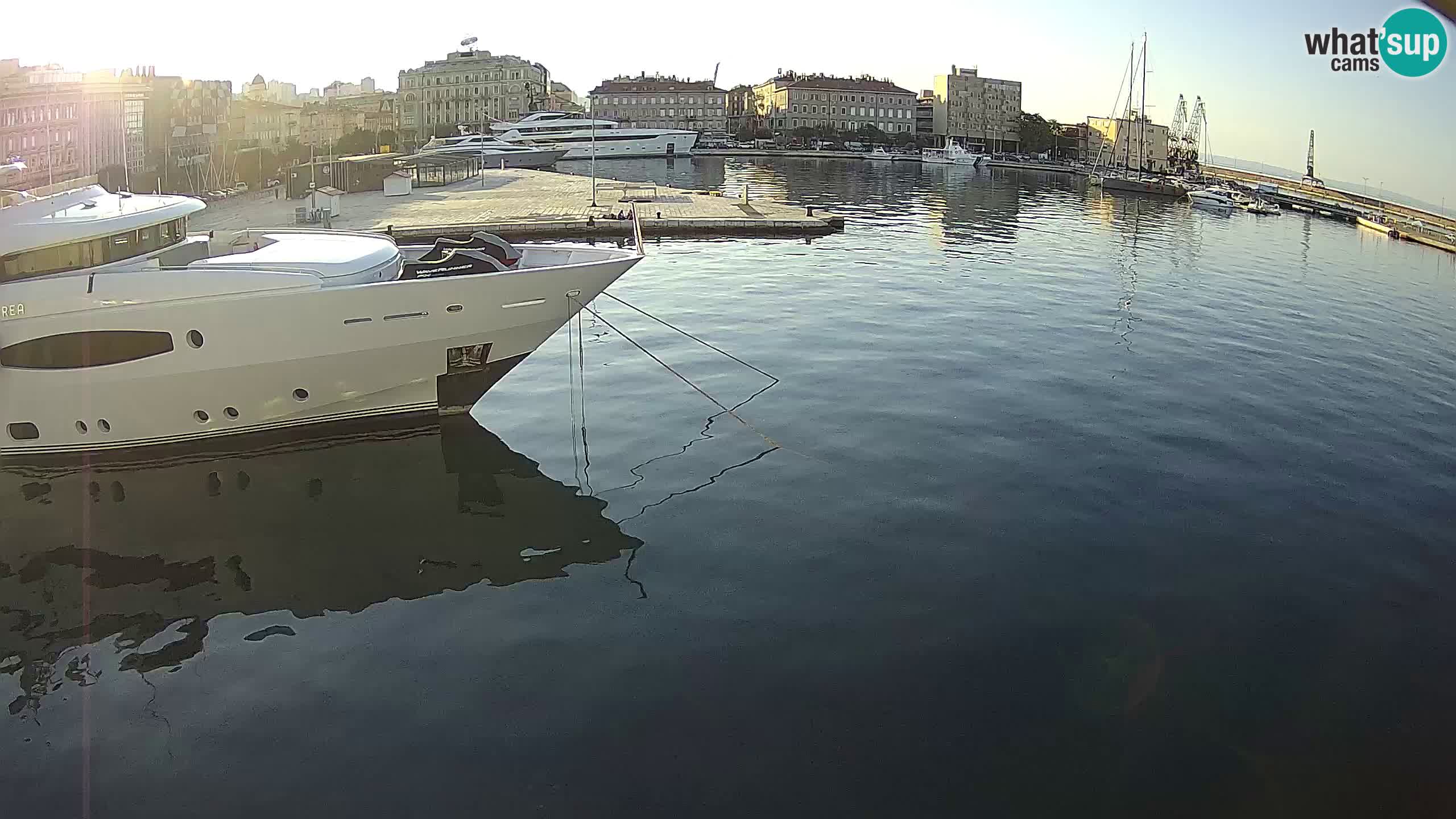 Rijeka – Botel Marina webcam en direct