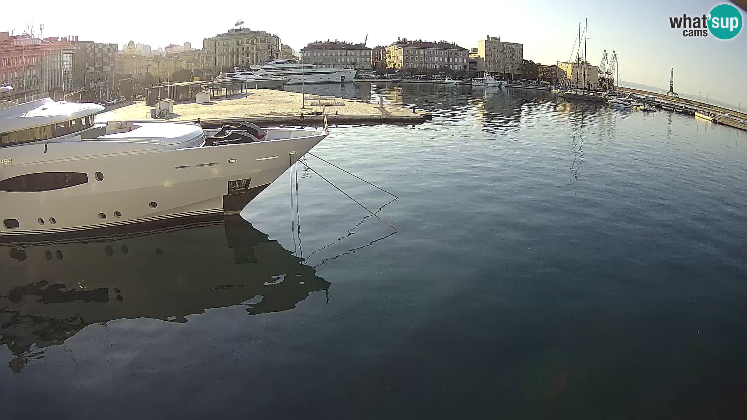 Rijeka – Botel Marina webcam en direct