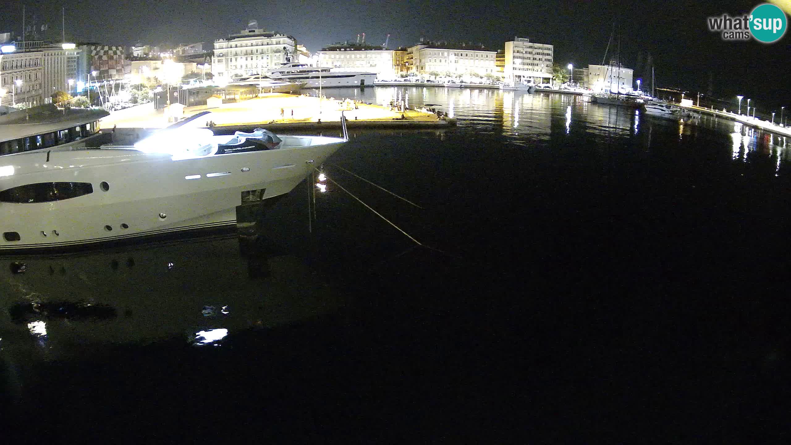 Botel Marina cámara web en vivo Rijeka