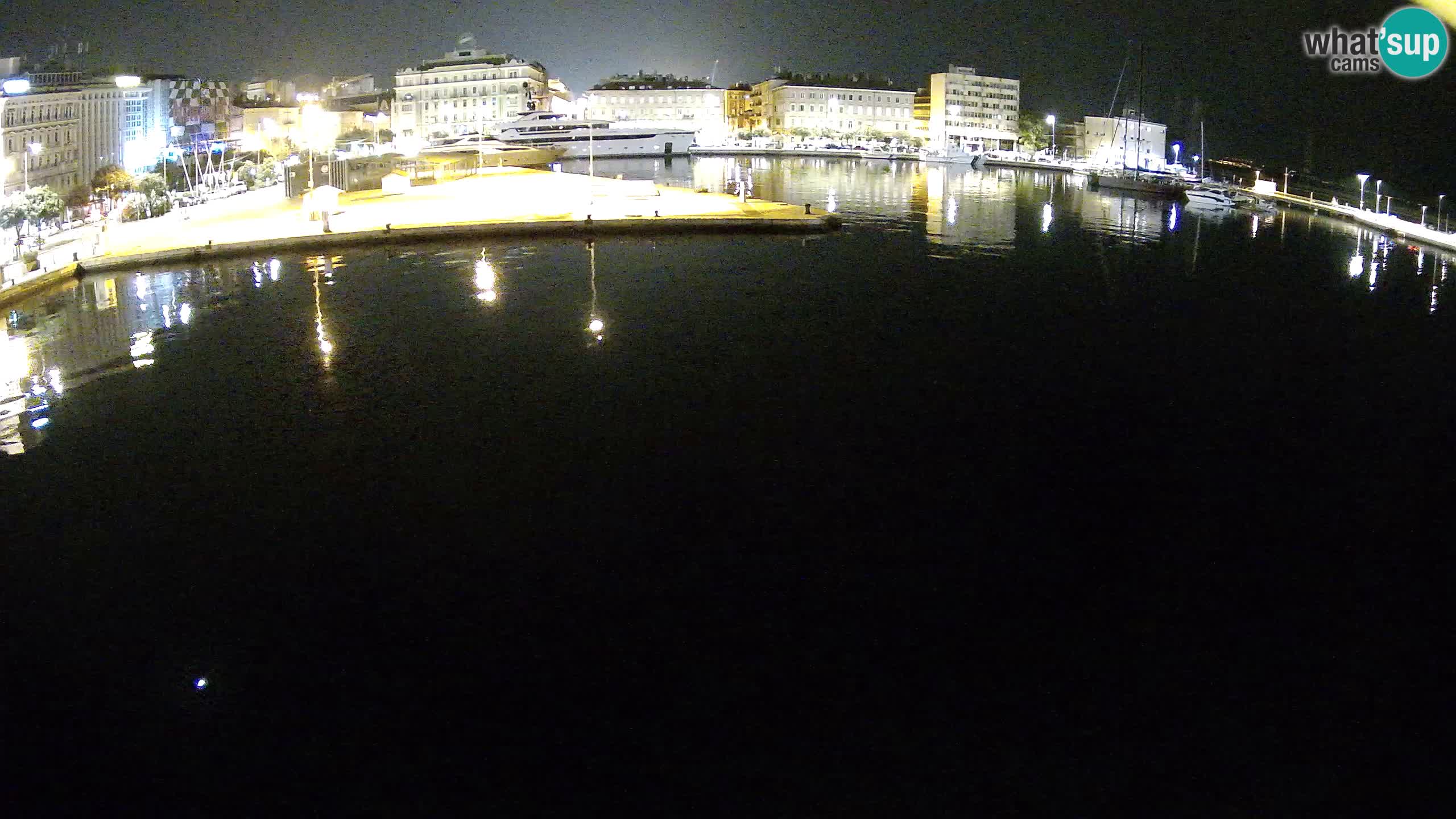 Reka – Botel Marina spletna kamera