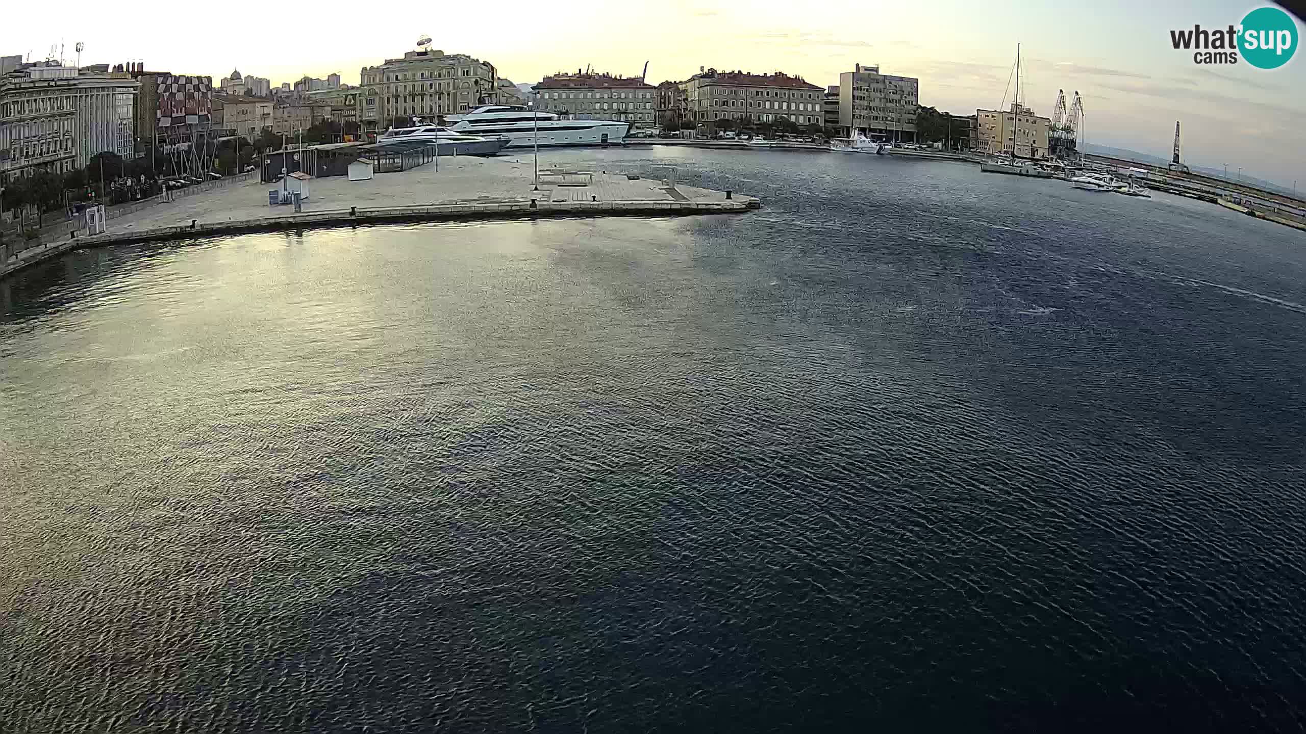 Rijeka – Botel Marina webcam en direct