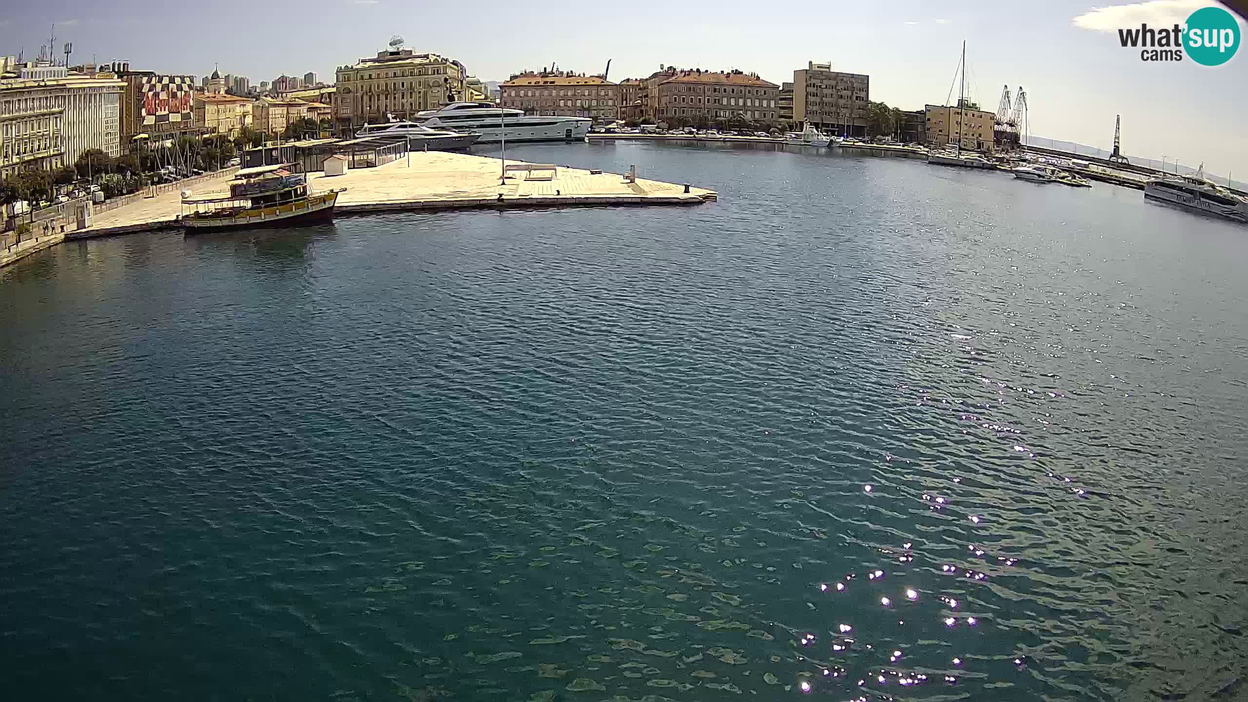 Botel Marina cámara web en vivo Rijeka