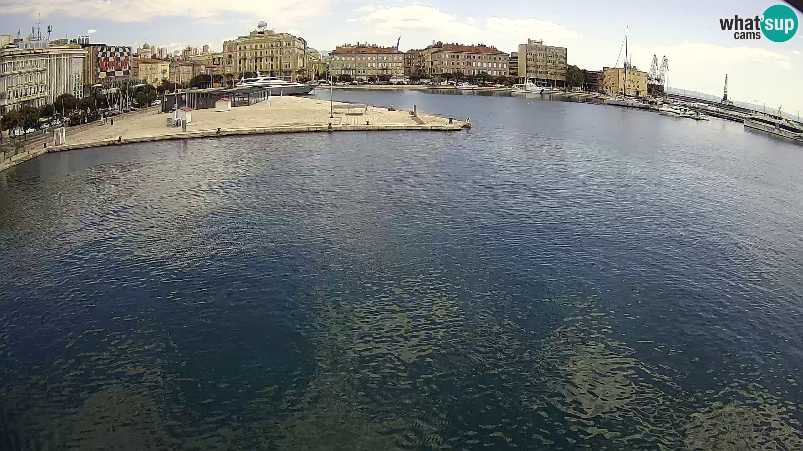 Reka – Botel Marina spletna kamera
