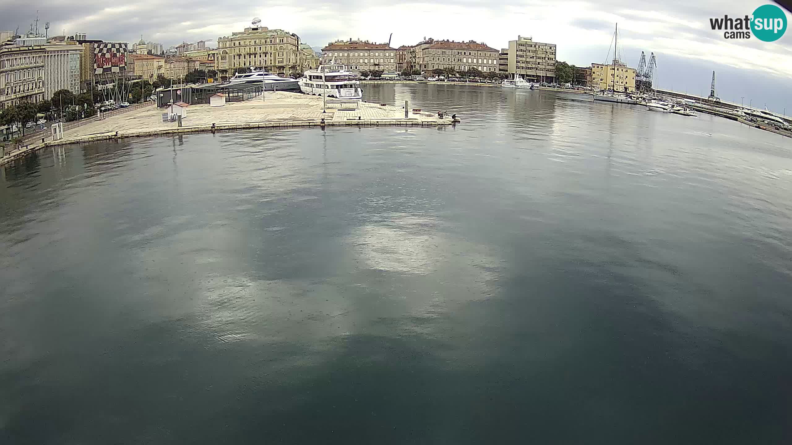 Botel Marina cámara web en vivo Rijeka
